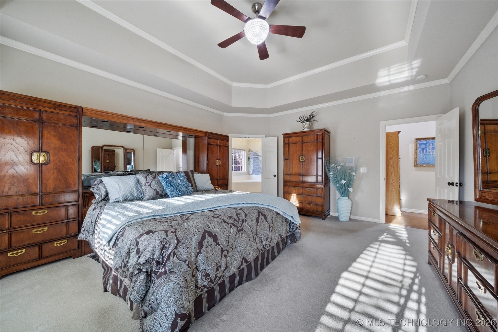 9021 S Maplewood Avenue Property Photo 20