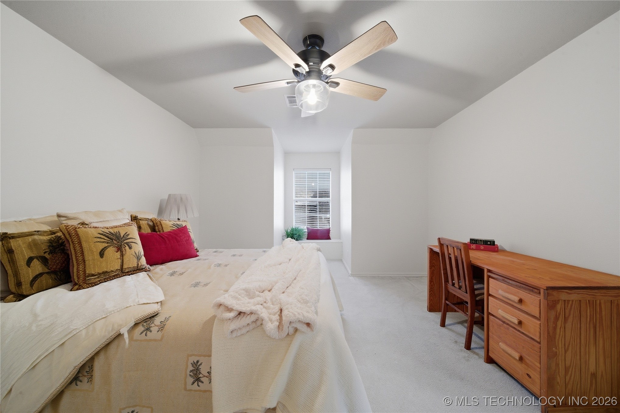 9021 S Maplewood Avenue Property Photo 32