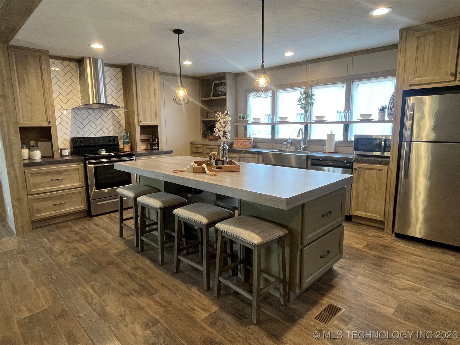 59 Bear Court Property Photo 5