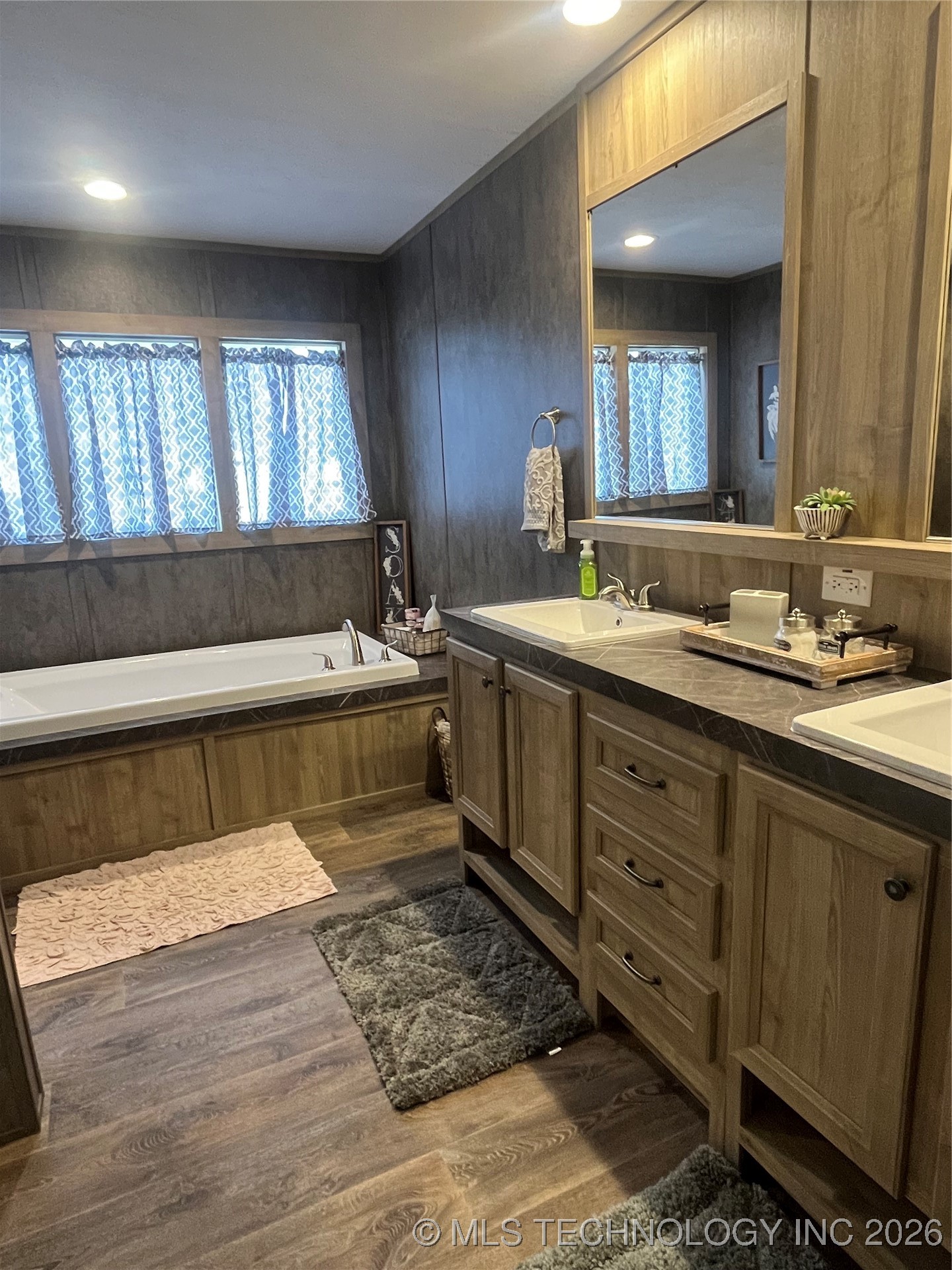 59 Bear Court Property Photo 17