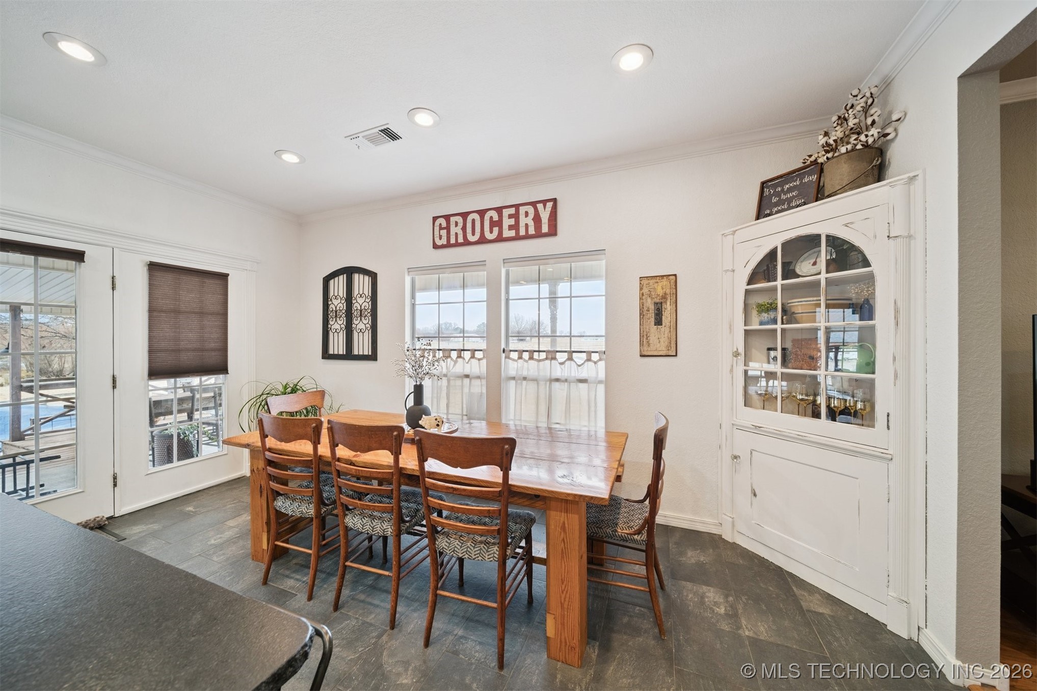 222 Brewster Road Property Photo 12