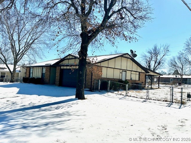 32112 E 721 Road Property Photo 1