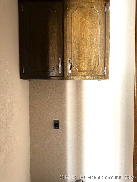 32112 E 721 Road Property Photo 8