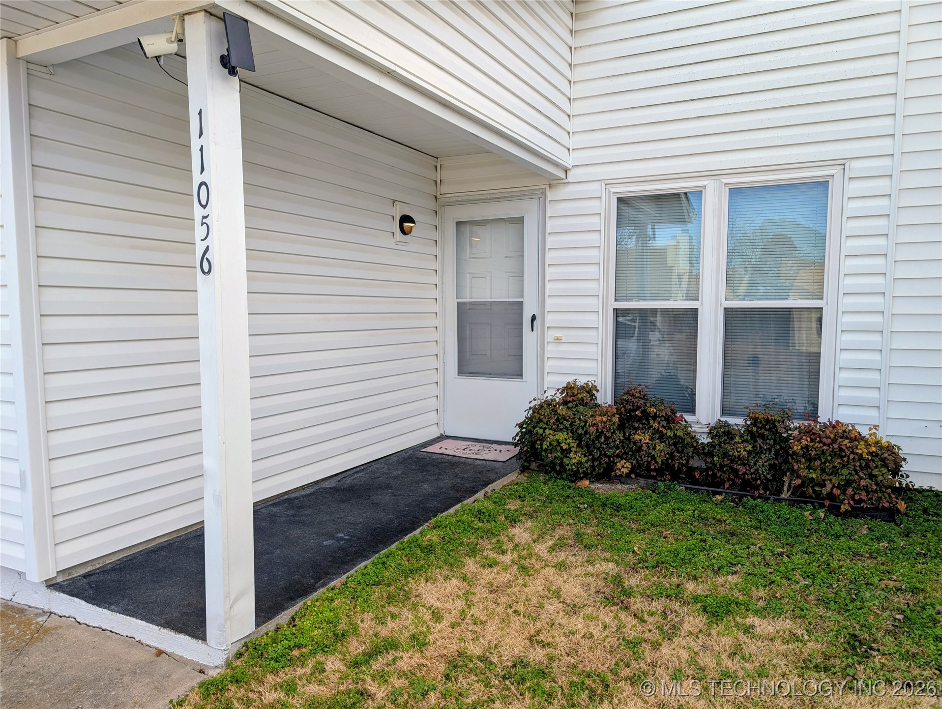 11056 E 14th Court Property Photo 3