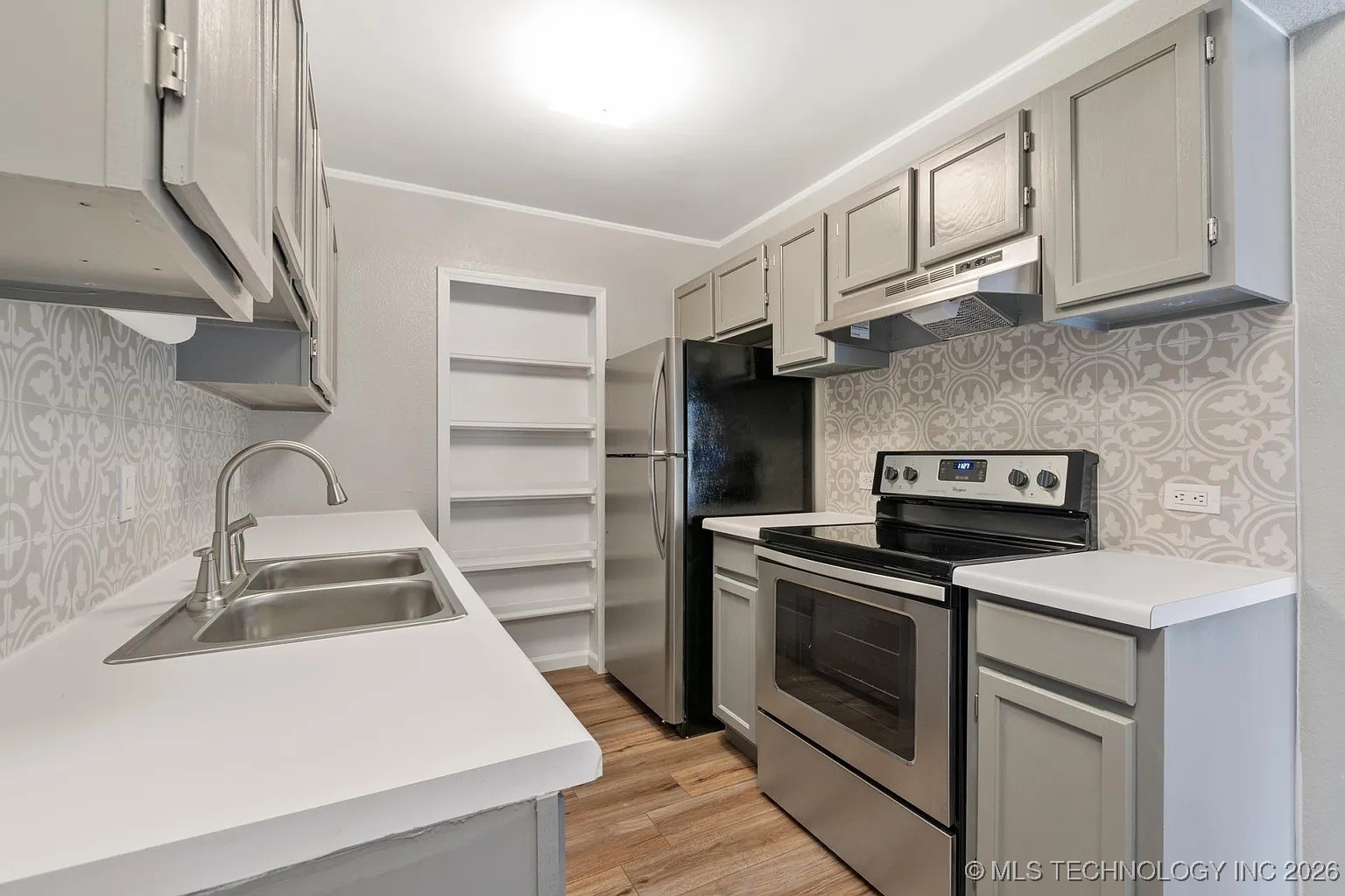 11056 E 14th Court Property Photo 10