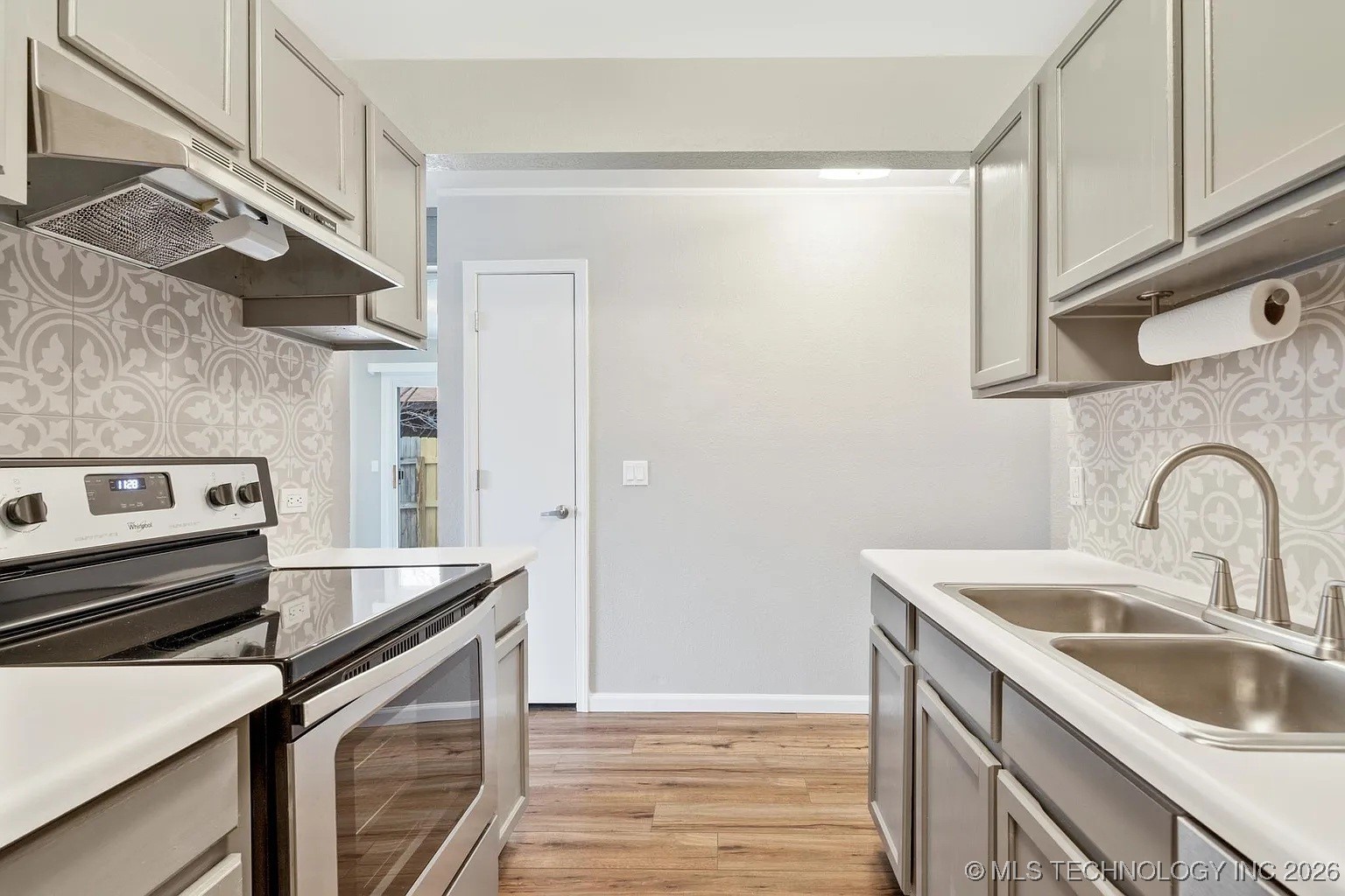 11056 E 14th Court Property Photo 11