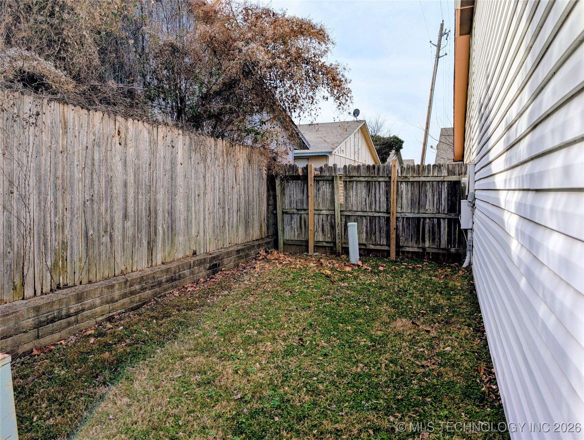 11056 E 14th Court Property Photo 20