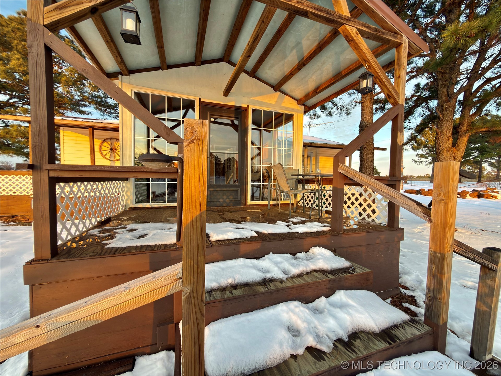 384105 E 1040 Property Photo 23