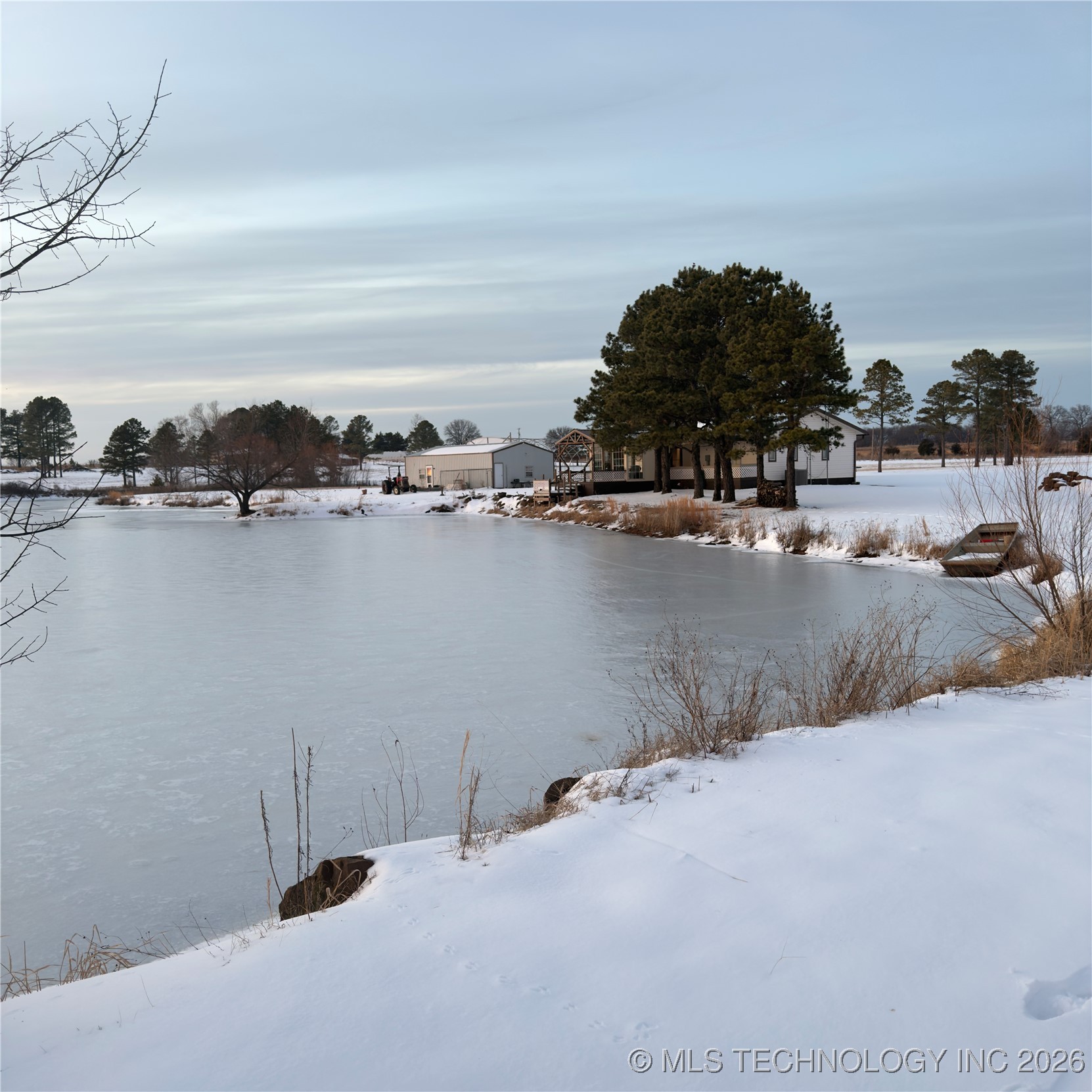 384105 E 1040 Property Photo 28