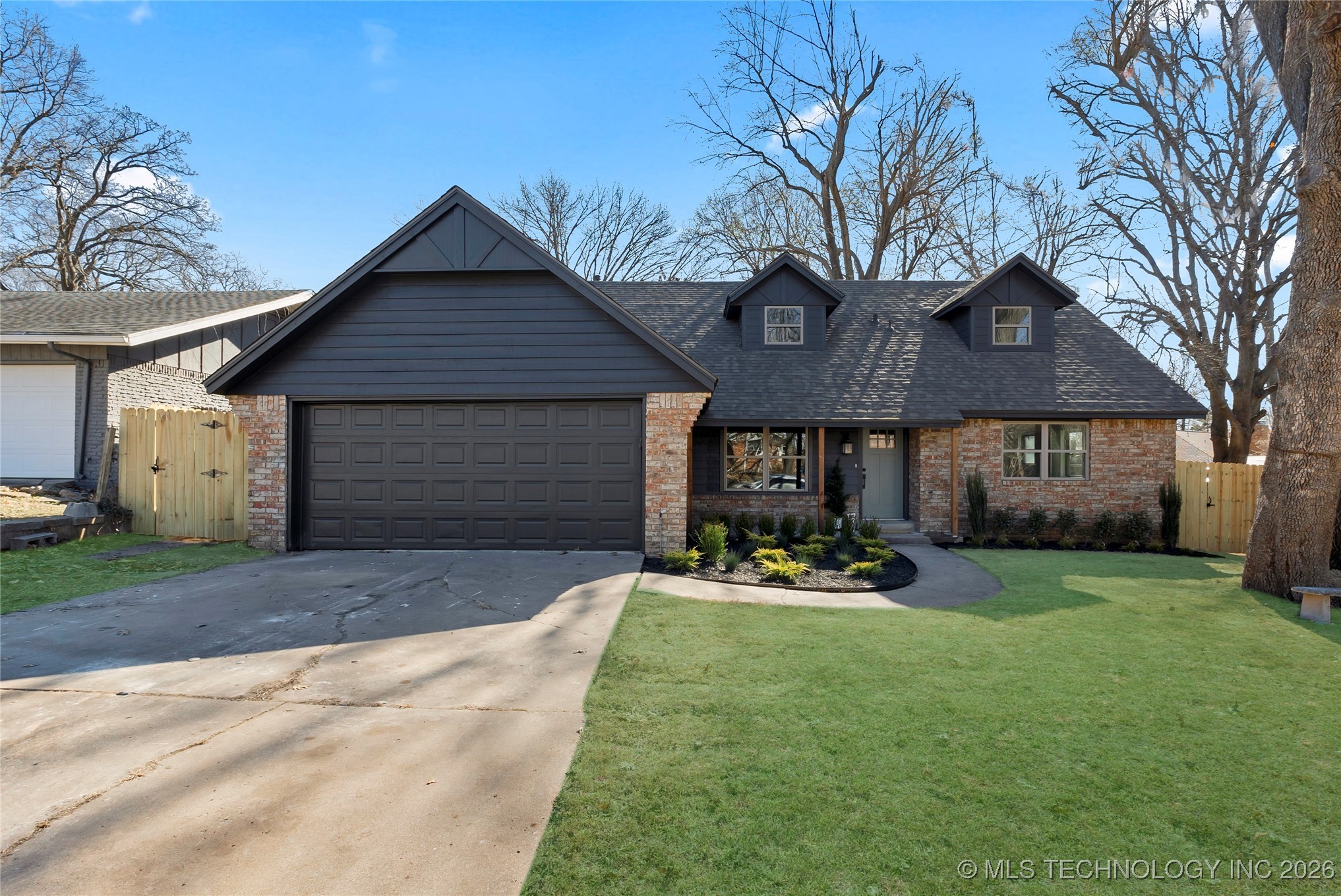 3124 79th Street Property Photo 1