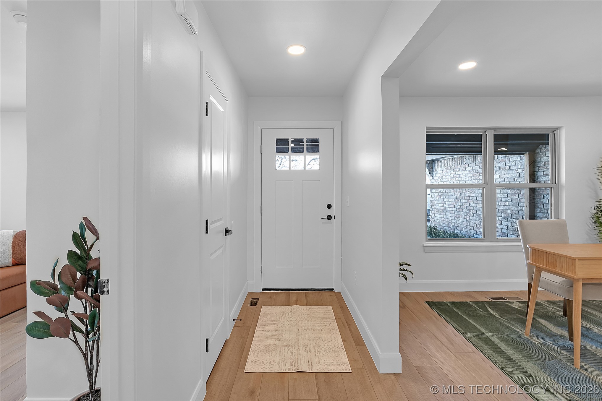 3124 79th Street Property Photo 6