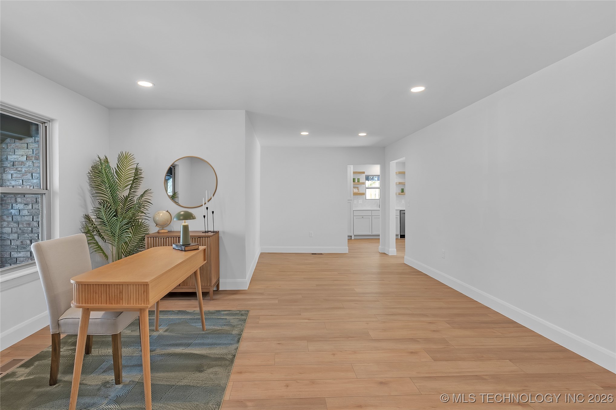 3124 79th Street Property Photo 8