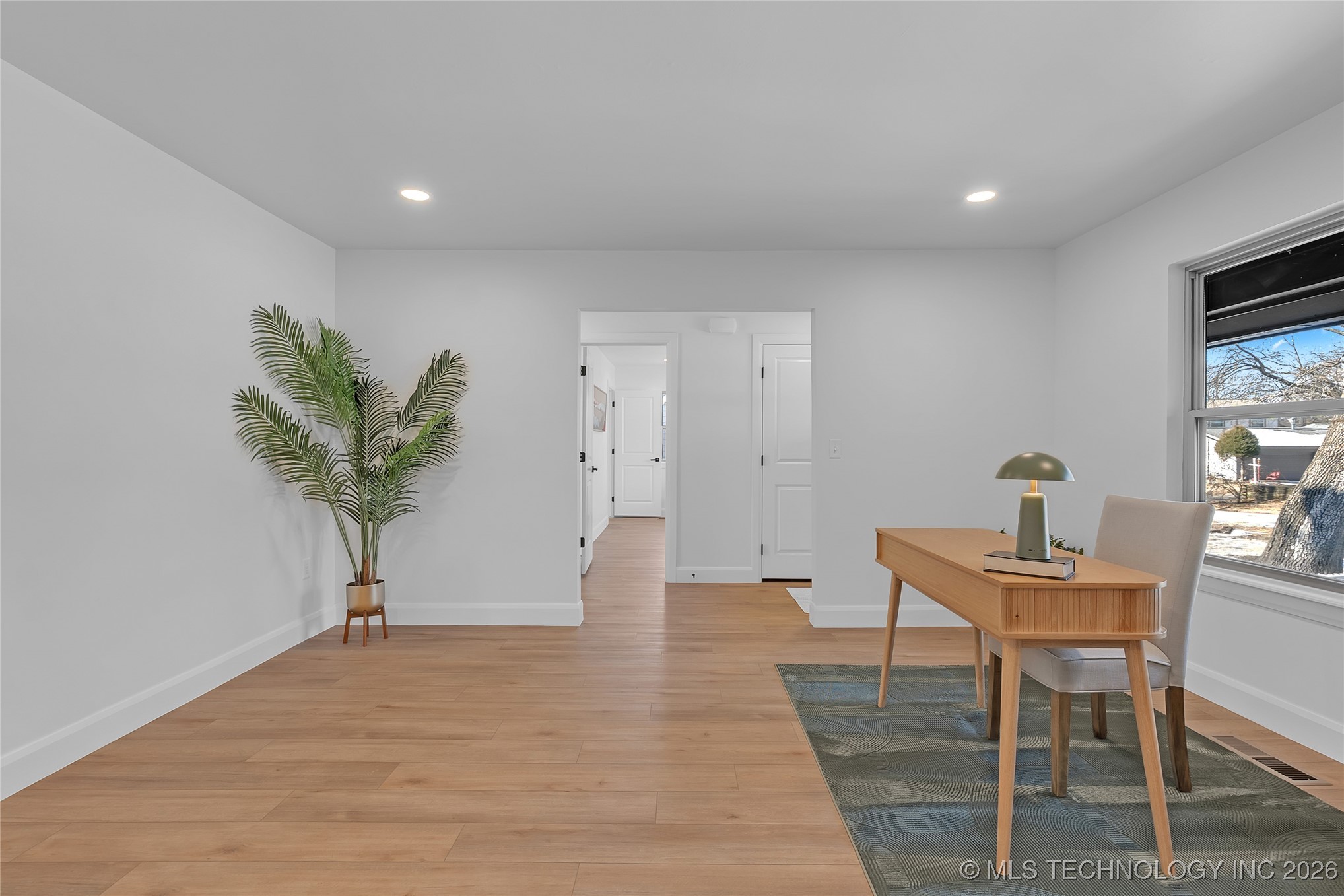 3124 79th Street Property Photo 10