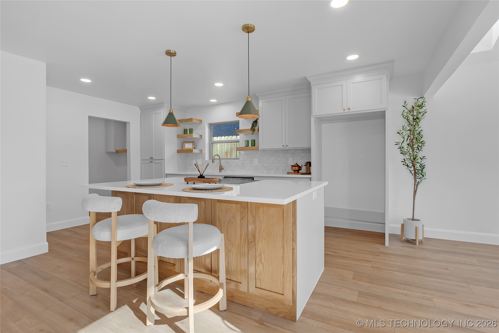 3124 79th Street Property Photo 23