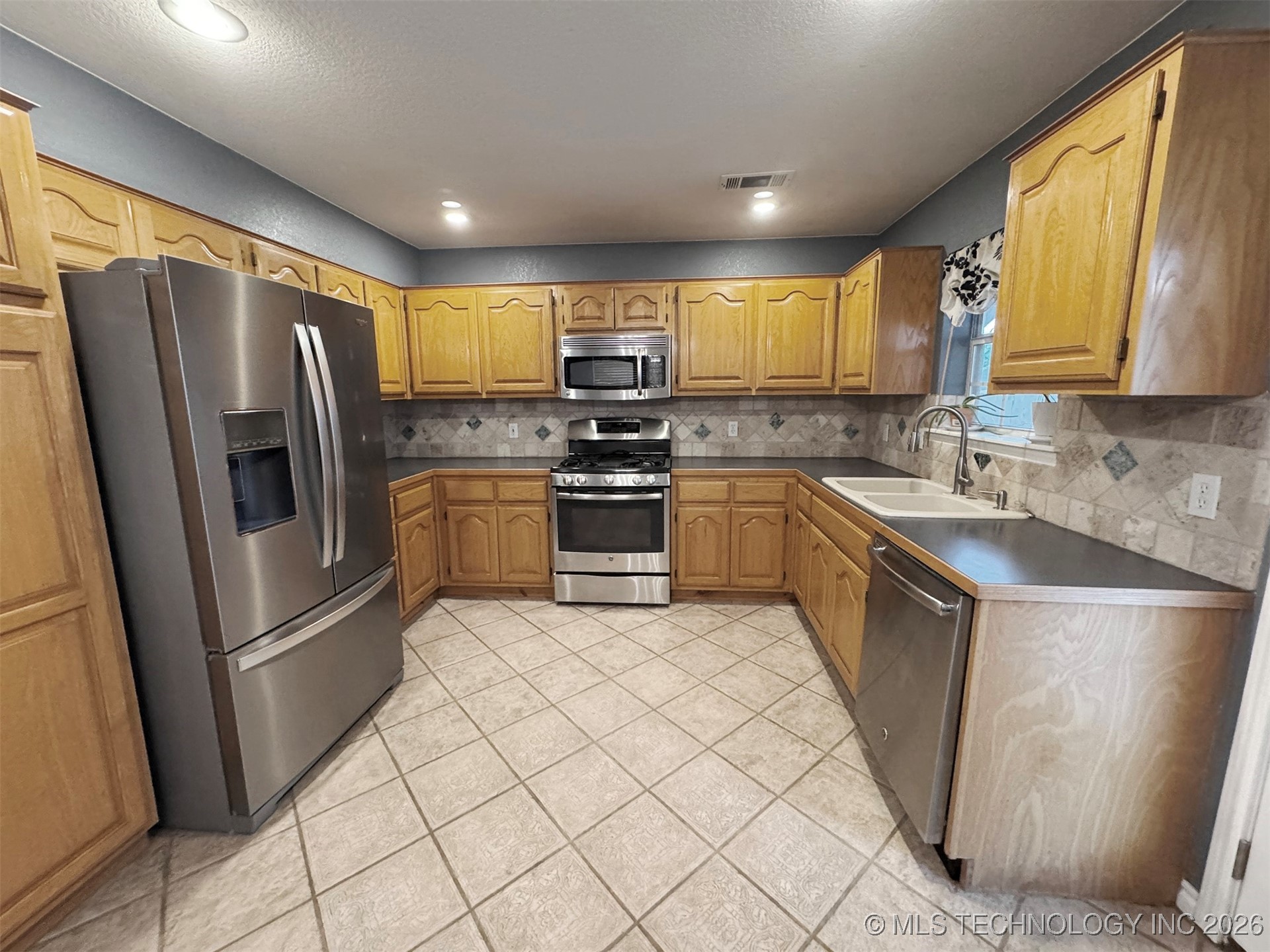 5908 W 43rd Street Property Photo 8