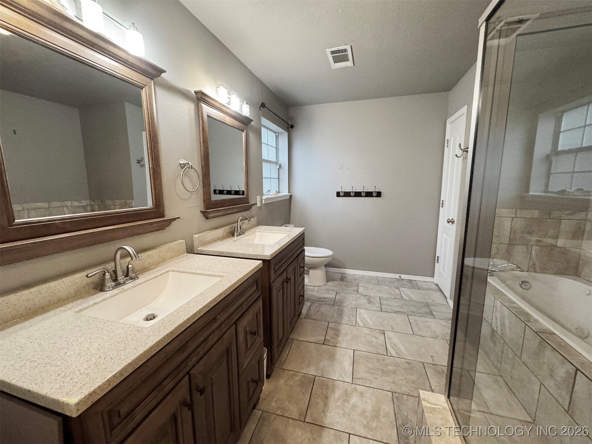 5908 W 43rd Street Property Photo 16