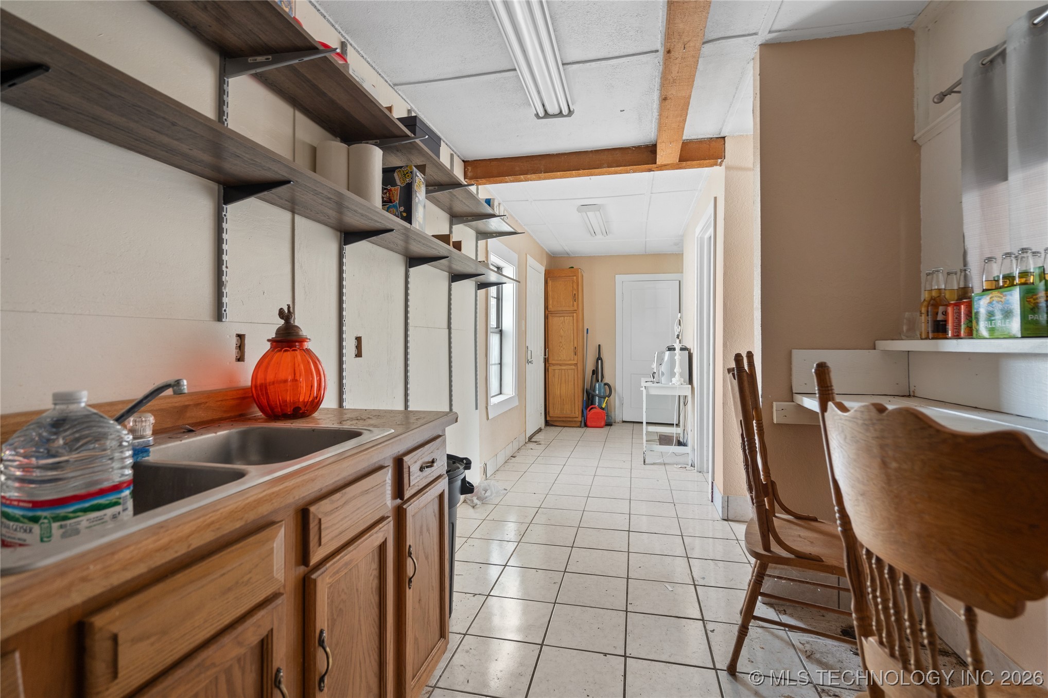 101 S 4th Property Photo 6