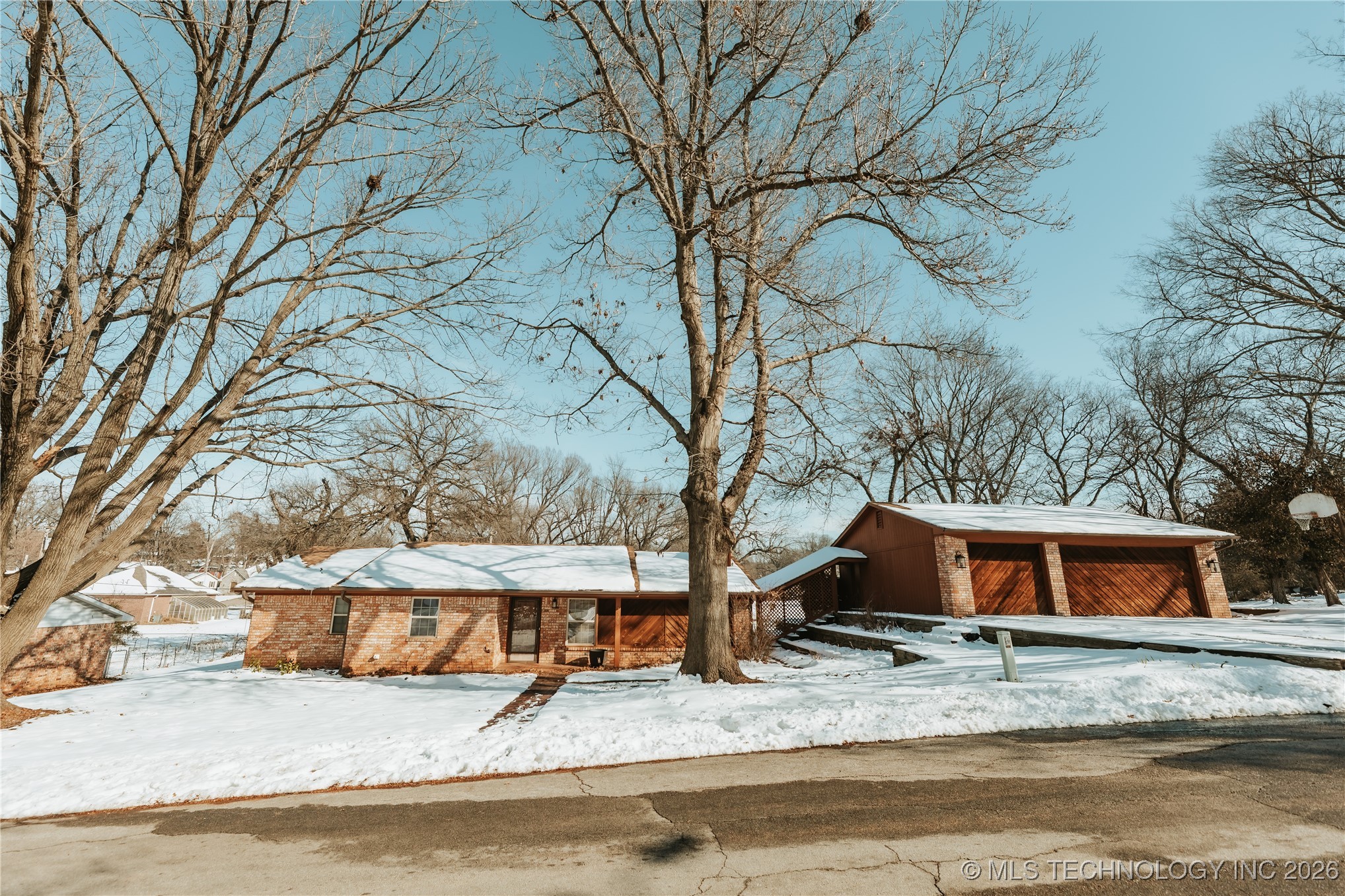 1506 8th Street Property Photo 1