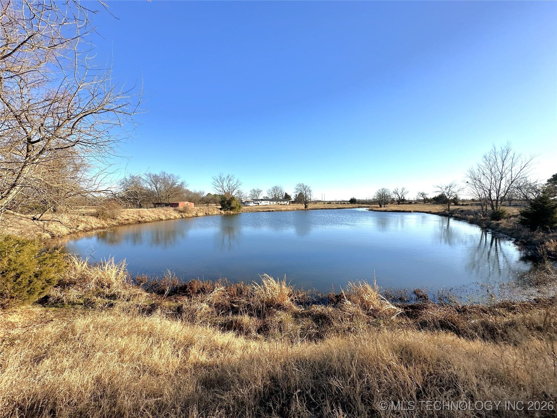 422985 E 1080 Property Photo 4