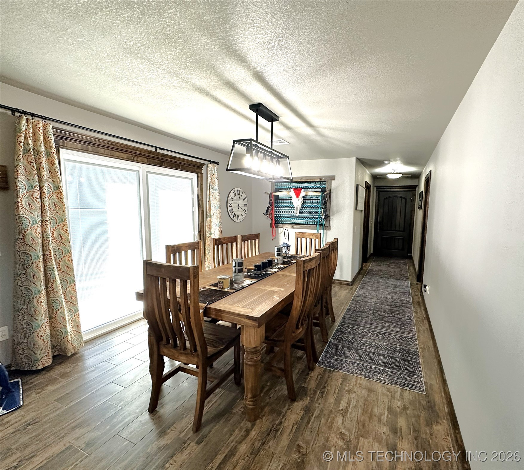 422985 E 1080 Property Photo 10