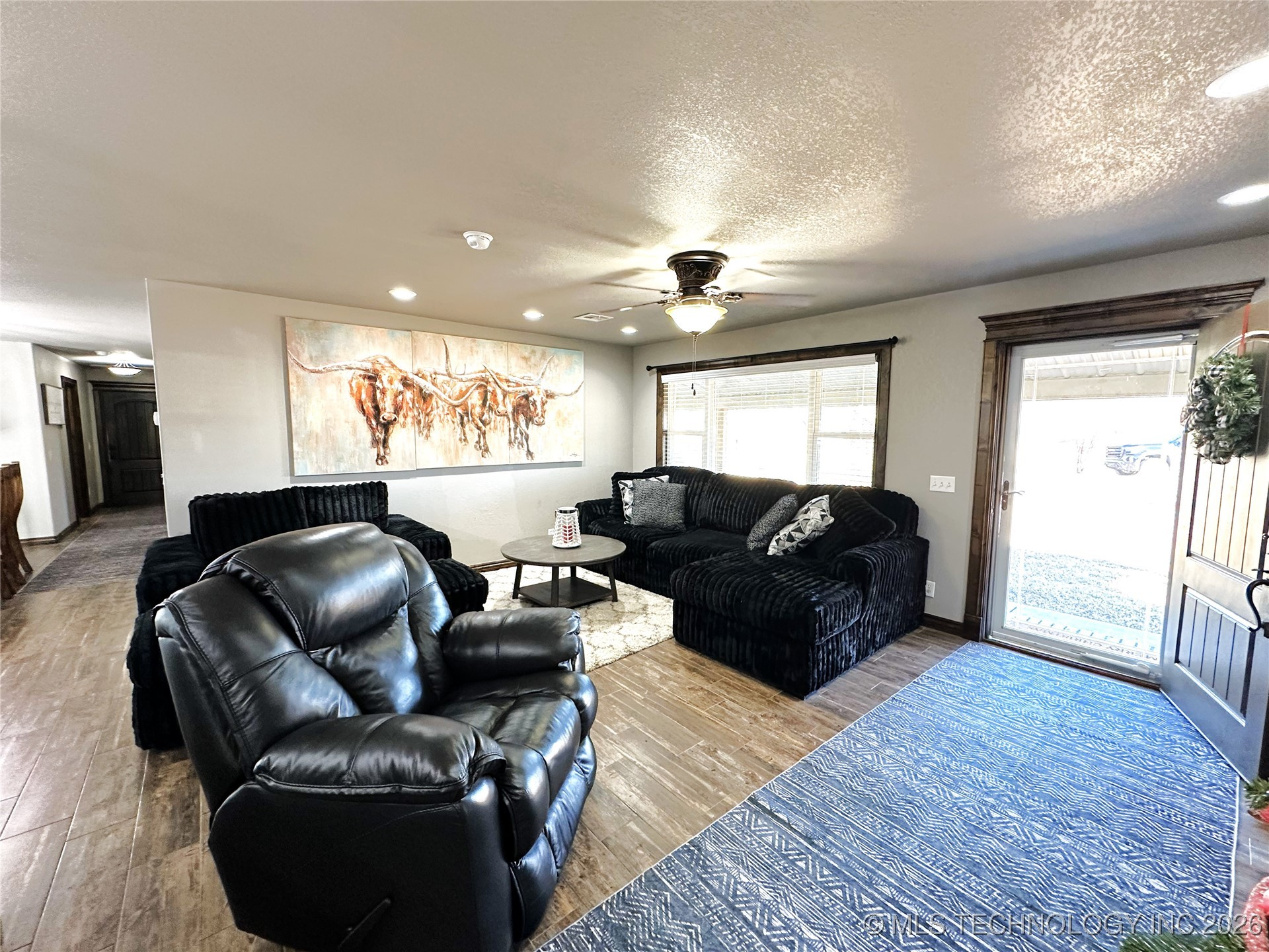 422985 E 1080 Property Photo 12