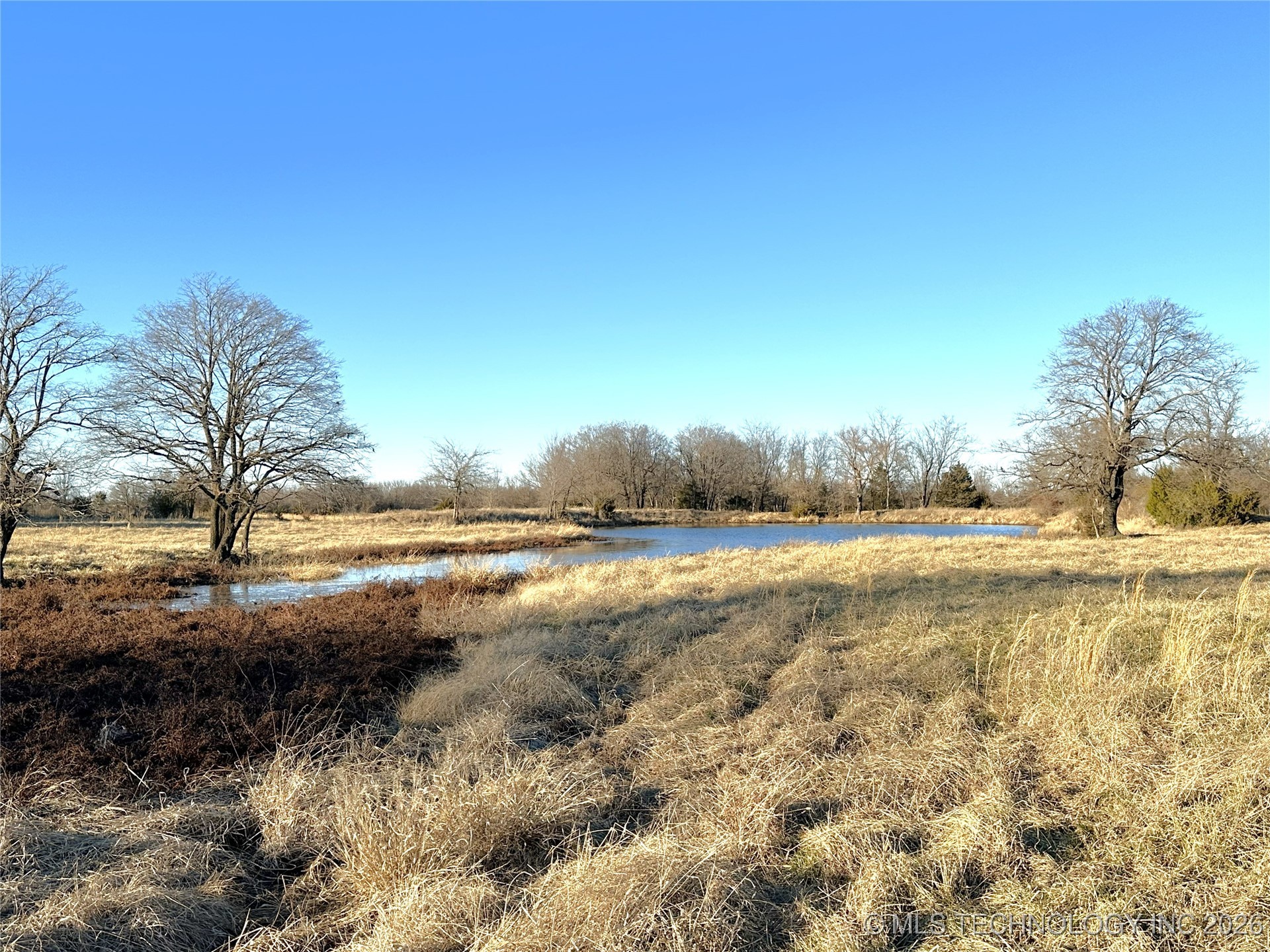 422985 E 1080 Property Photo 52