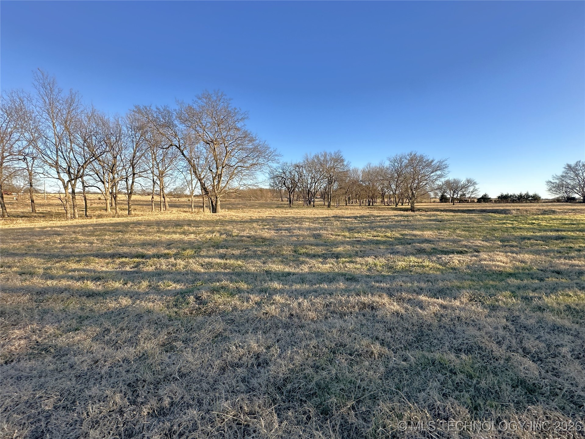 422985 E 1080 Property Photo 62