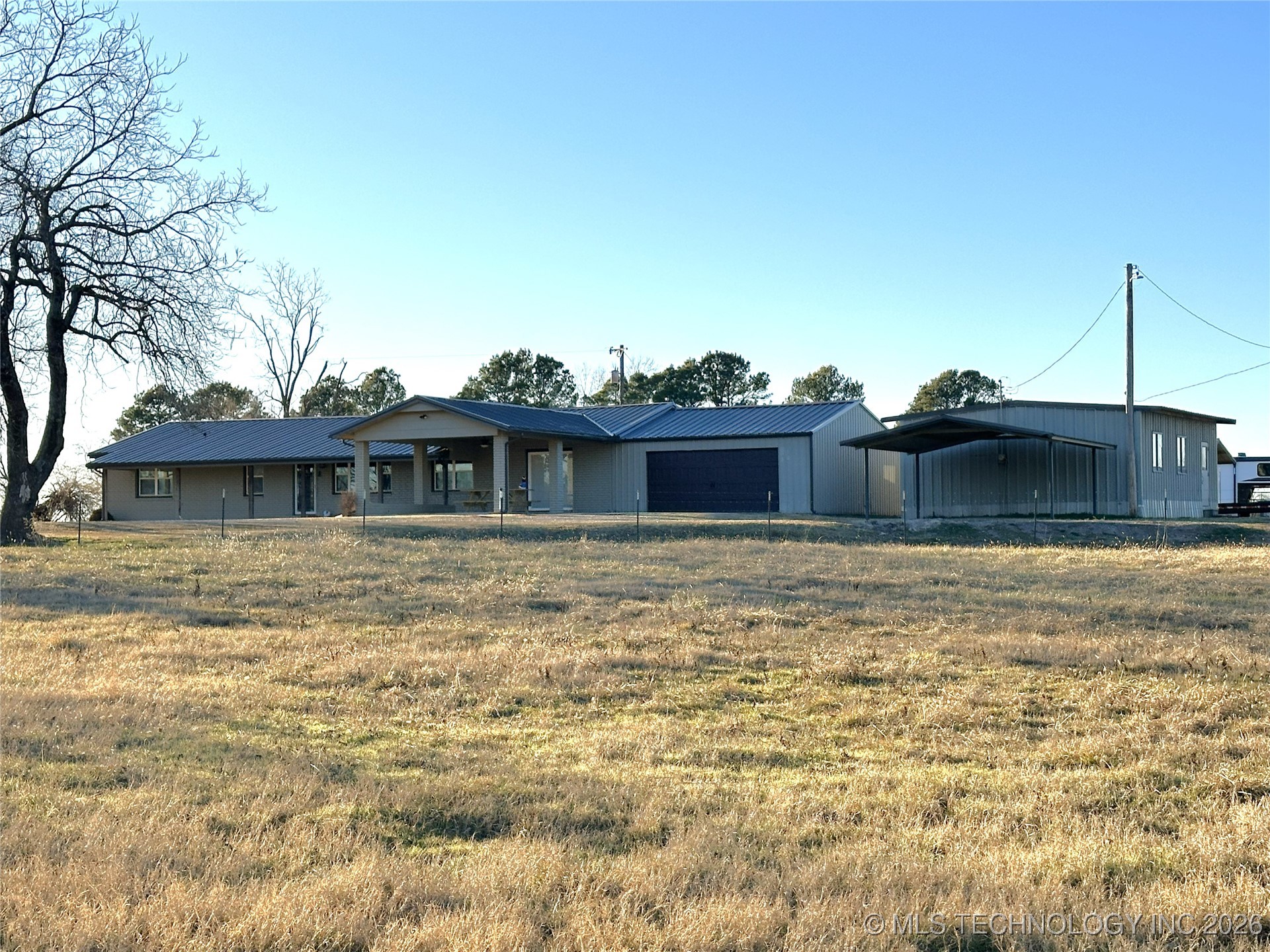 422985 E 1080 Property Photo 70