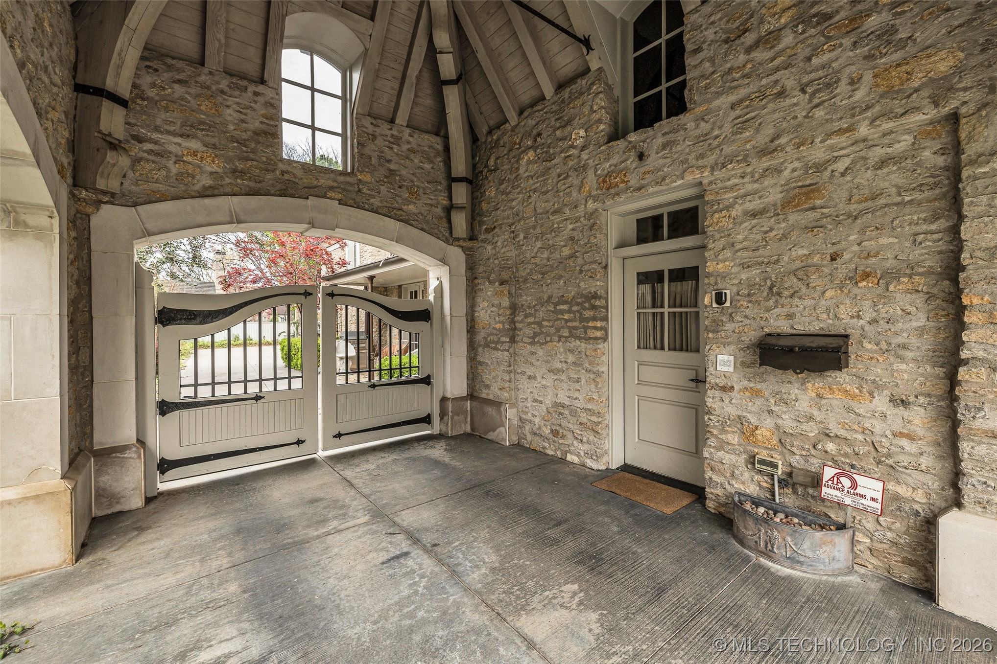 2119 E 30th Place Property Photo 7