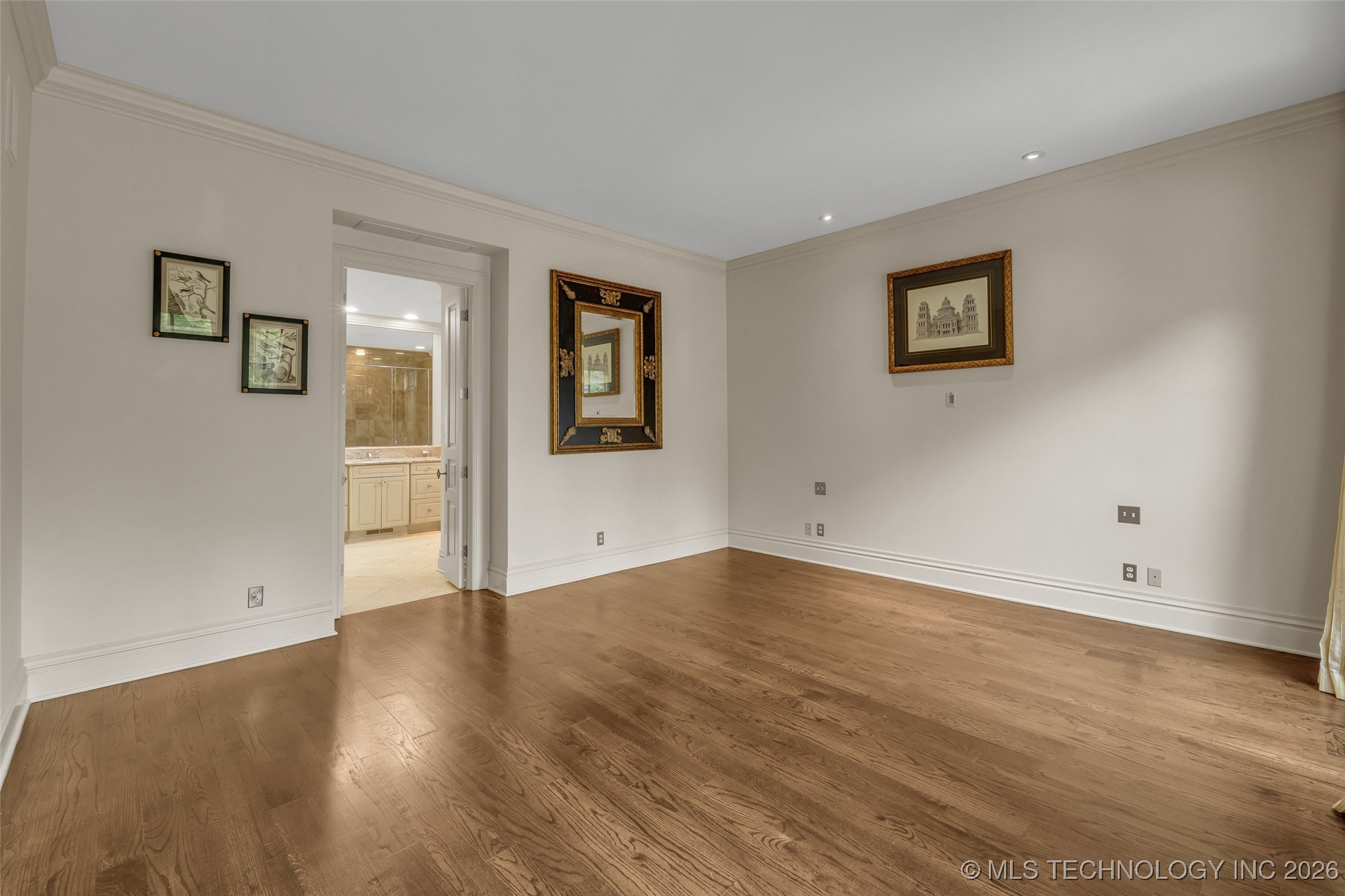 2119 E 30th Place Property Photo 27