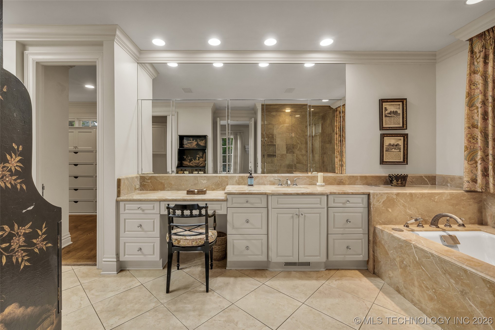 2119 E 30th Place Property Photo 28