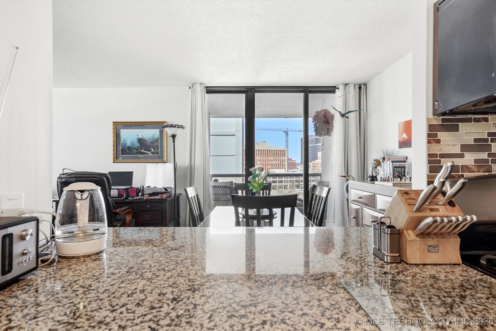 410 W 7th Street 1023 Property Photo 14