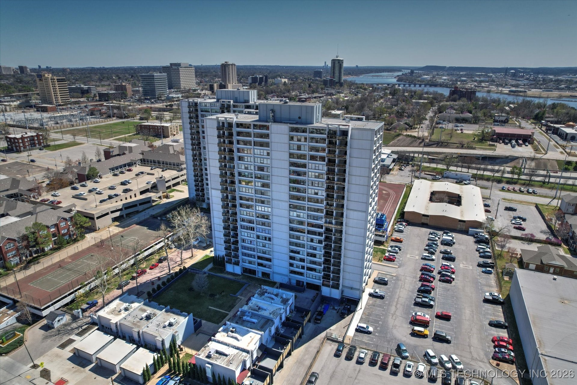 410 W 7th Street 1023 Property Photo 52