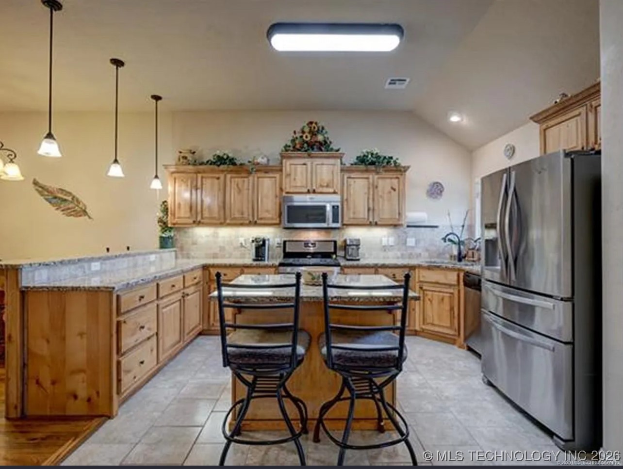 11009 Augusta Drive Property Photo 4