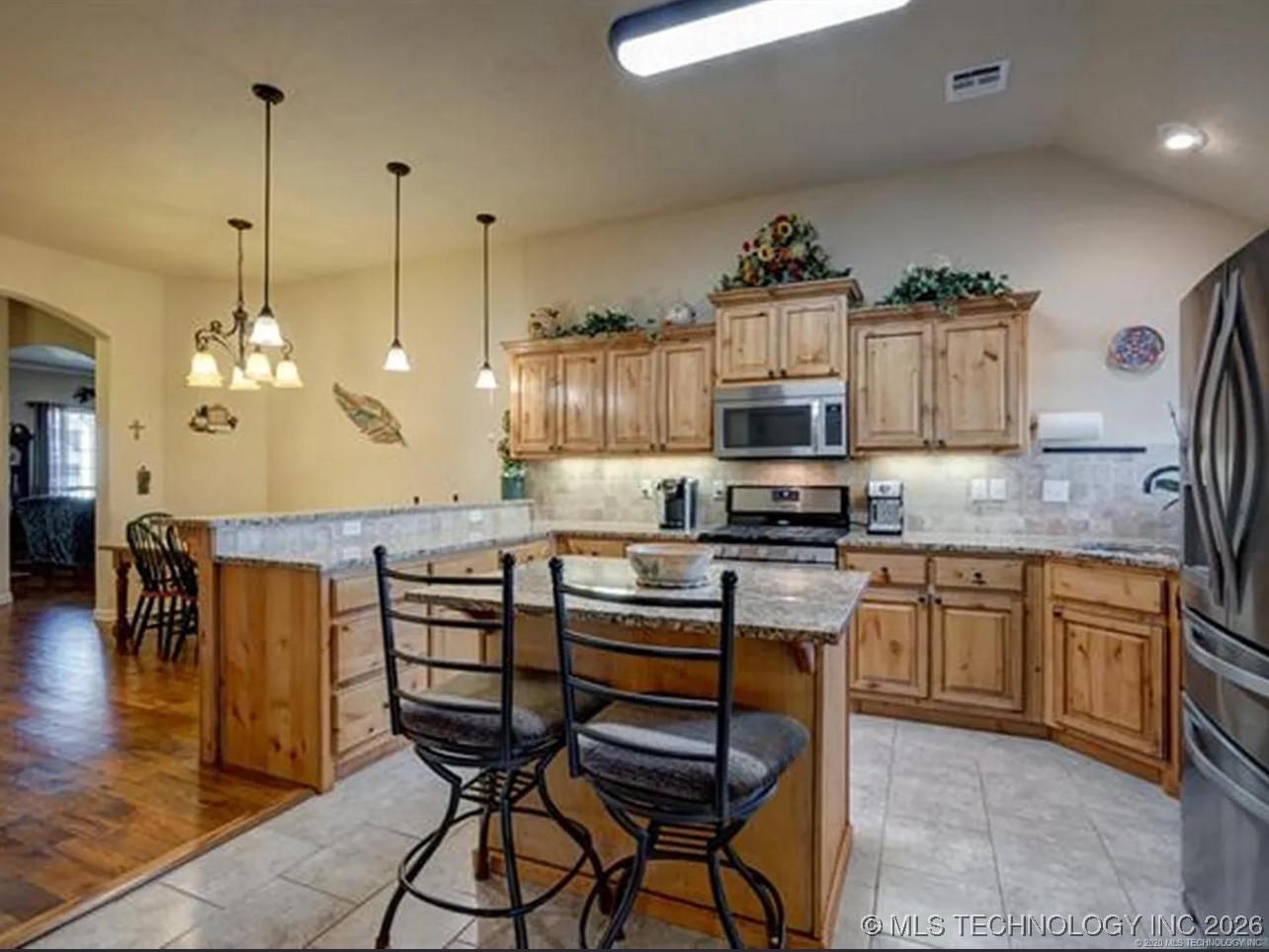 11009 Augusta Drive Property Photo 5