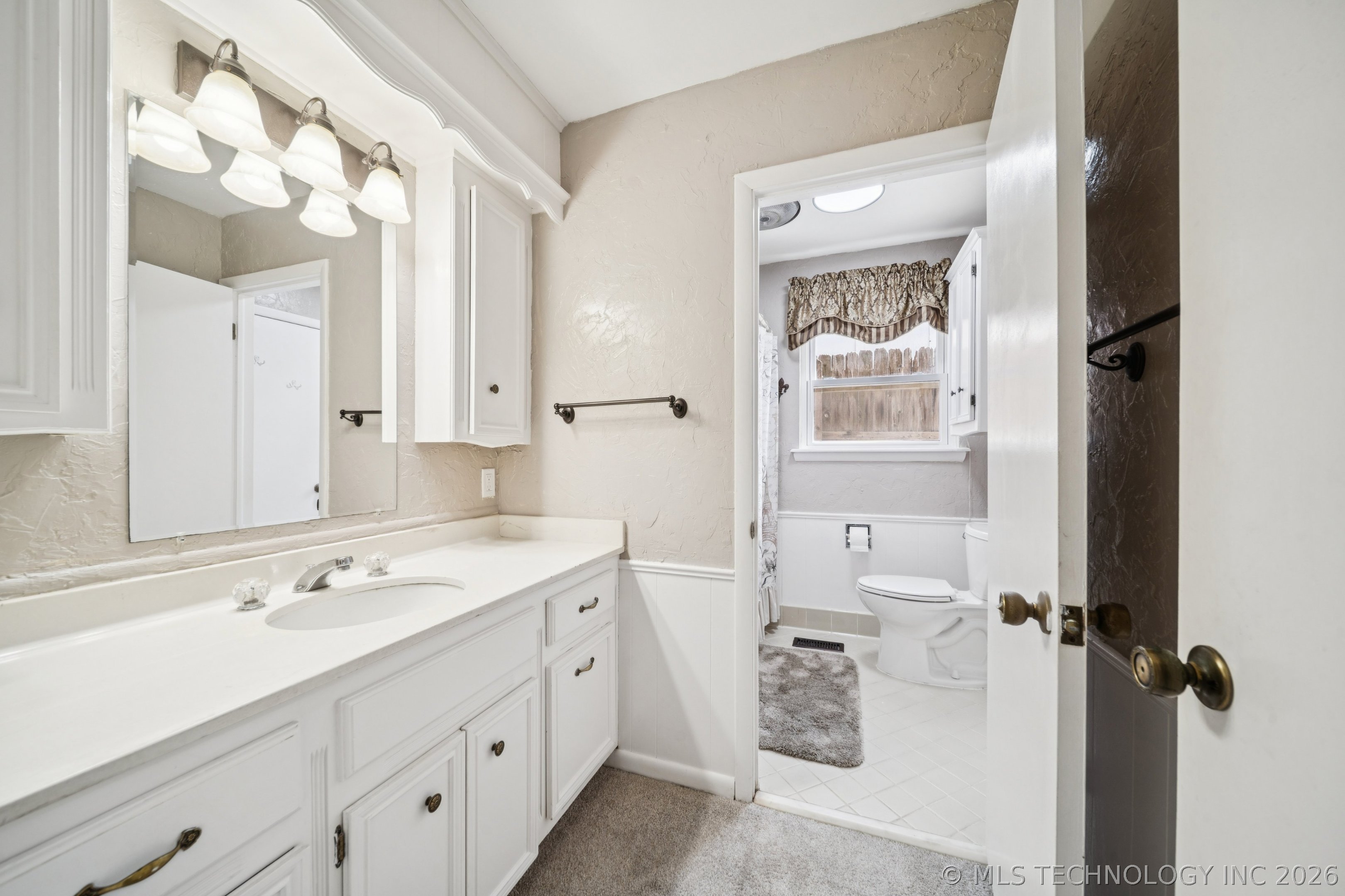 7021 E 67th Street Property Photo 14