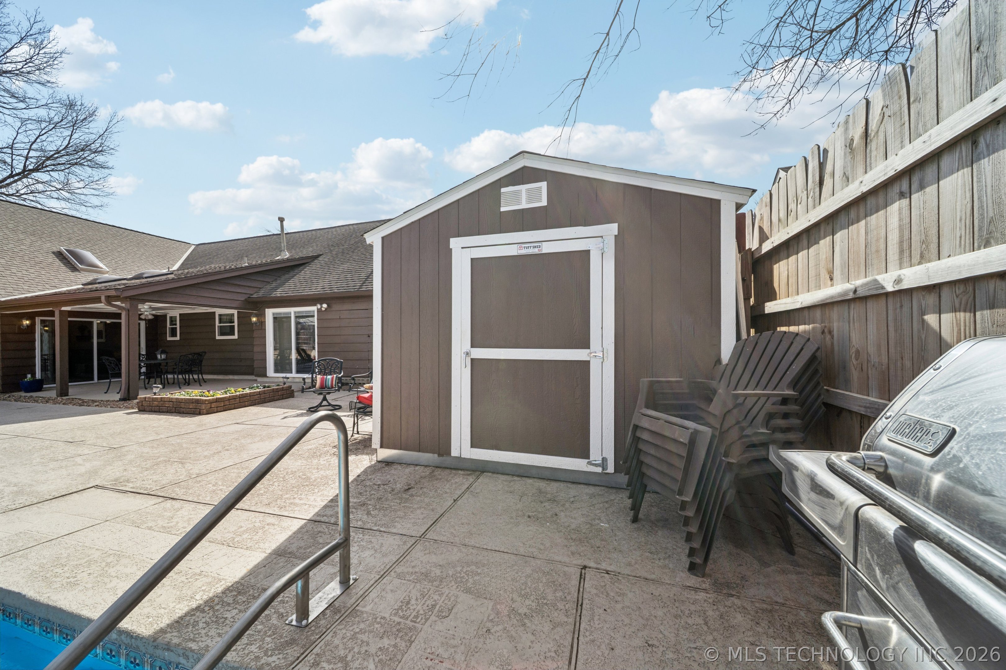 7021 E 67th Street Property Photo 42