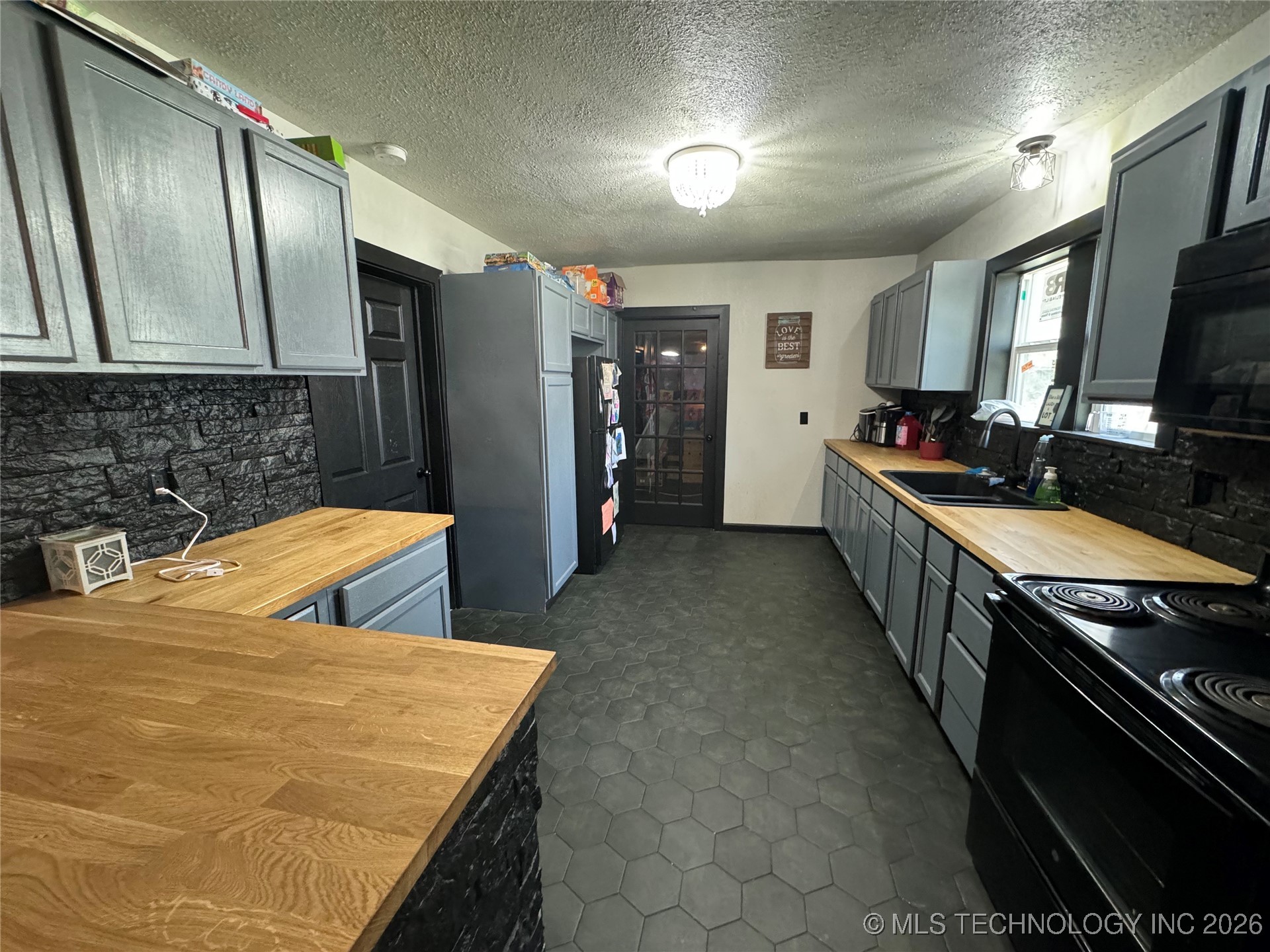 441 Carter Street Se Property Photo 5