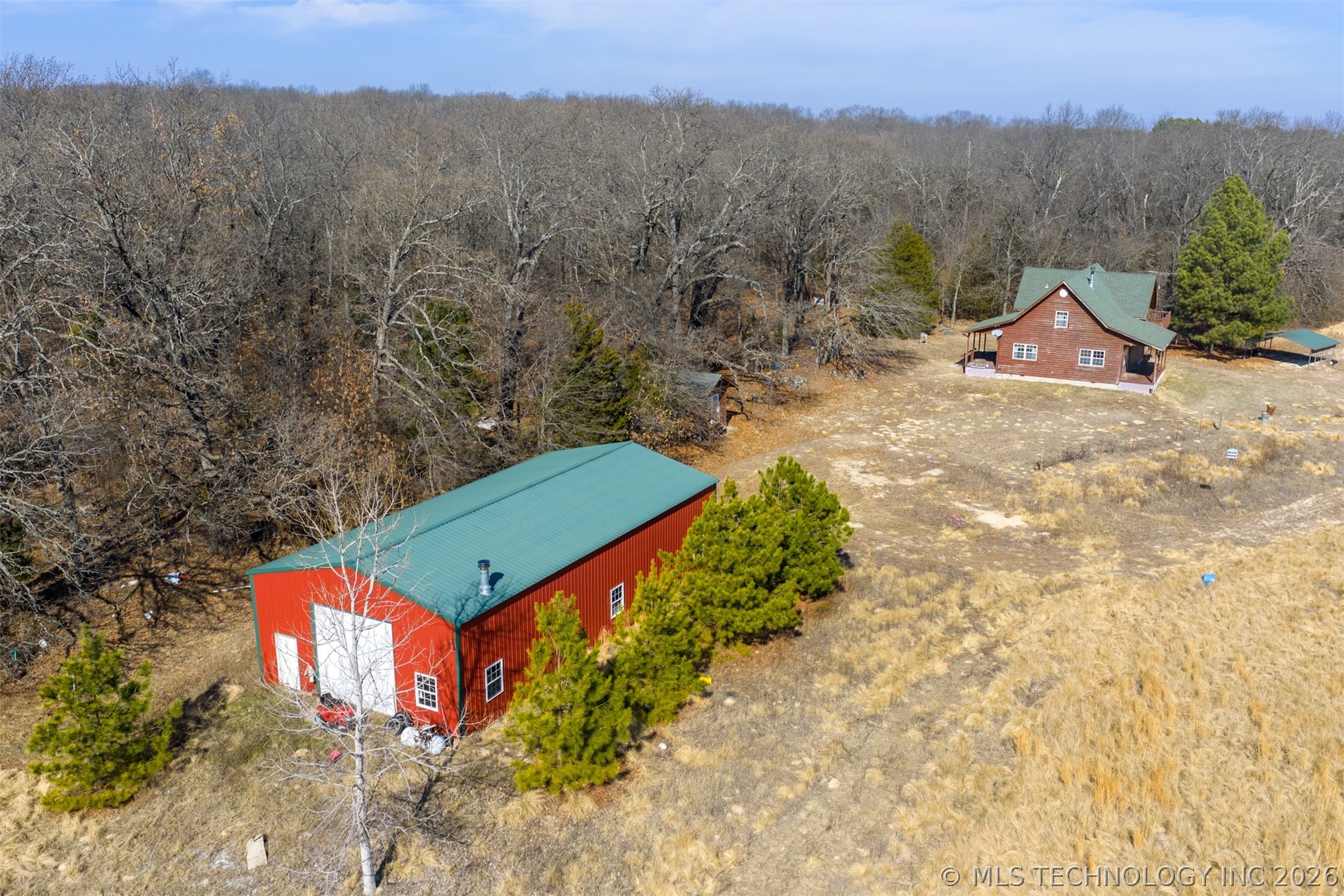 376121 E 1140 Property Photo 3