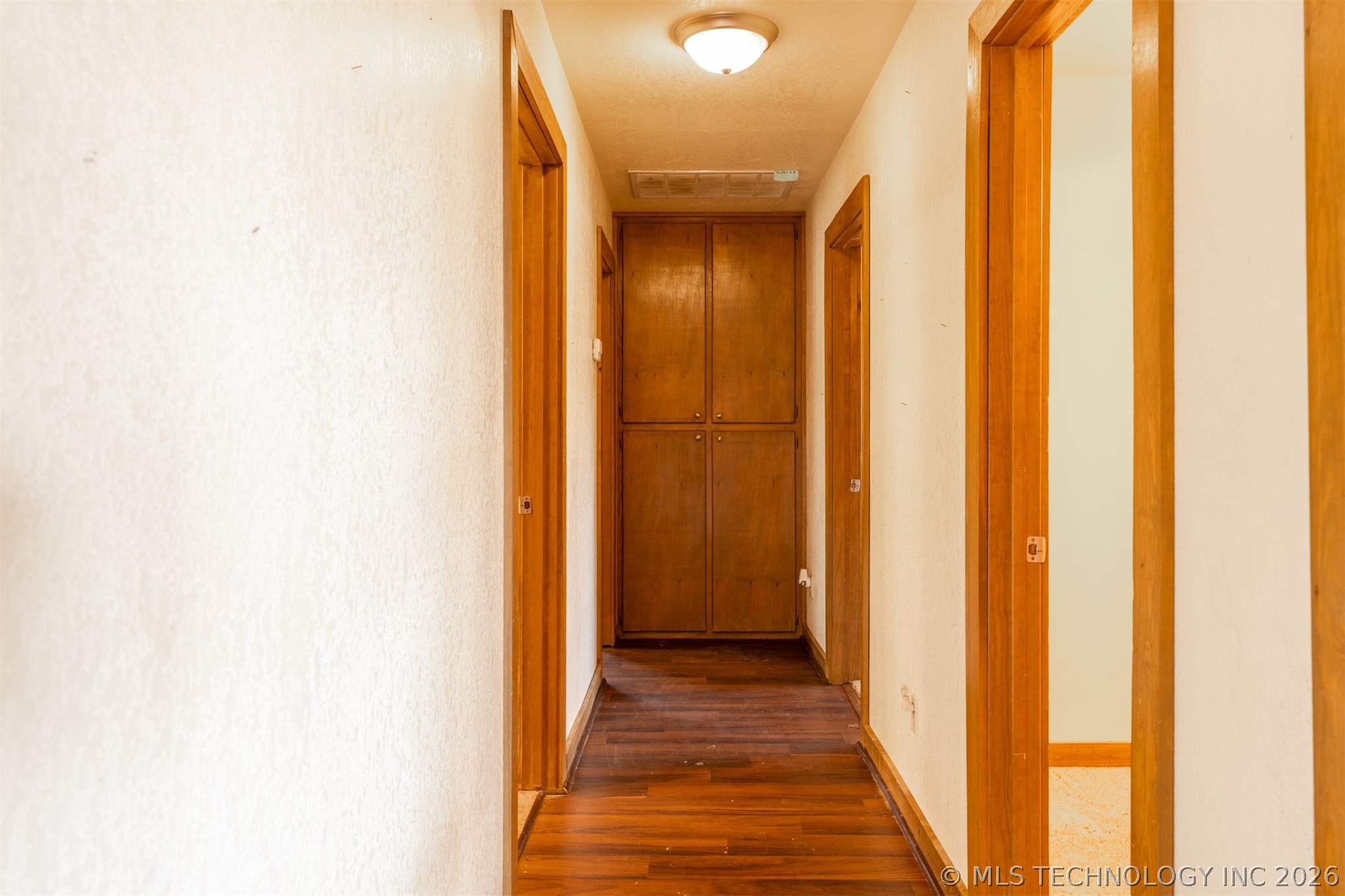 376121 E 1140 Property Photo 13