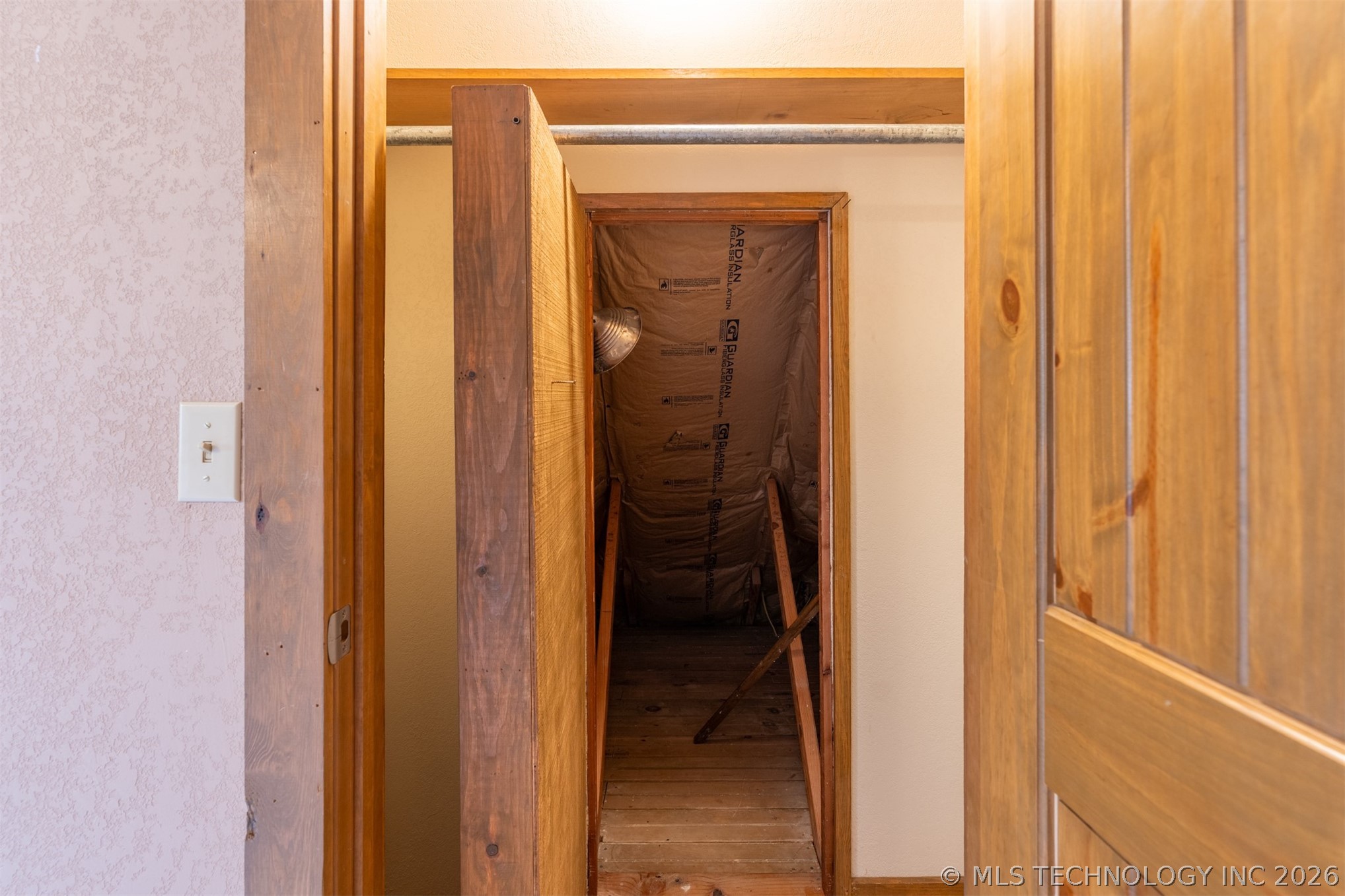 376121 E 1140 Property Photo 24