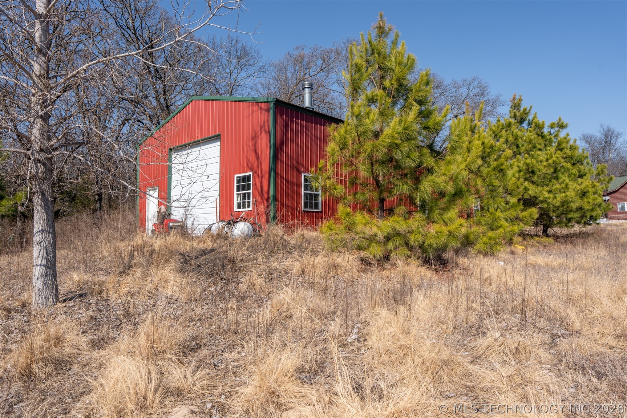 376121 E 1140 Property Photo 30