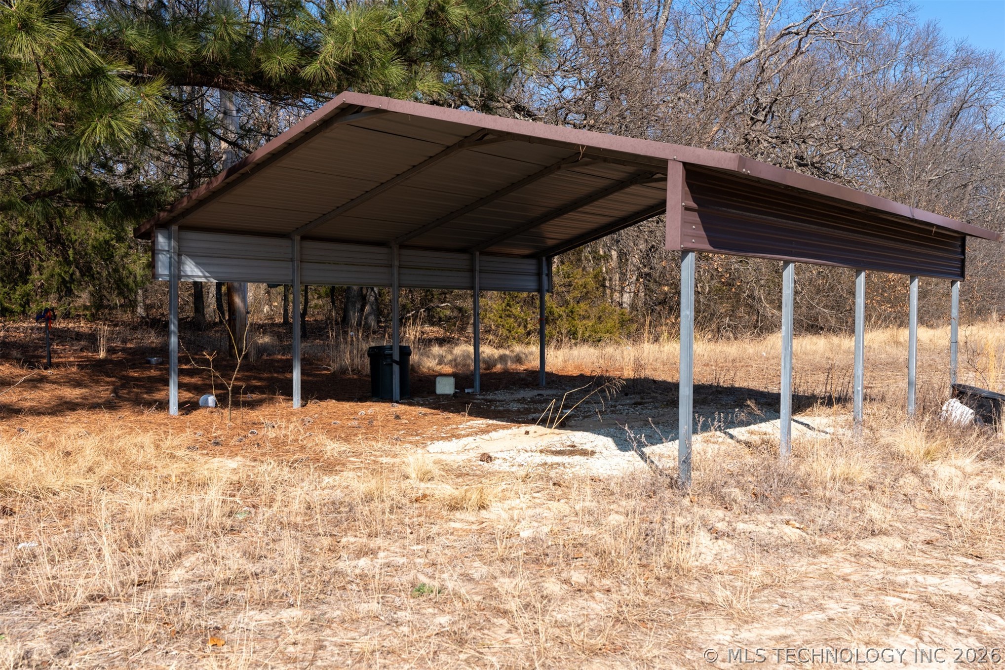 376121 E 1140 Property Photo 36