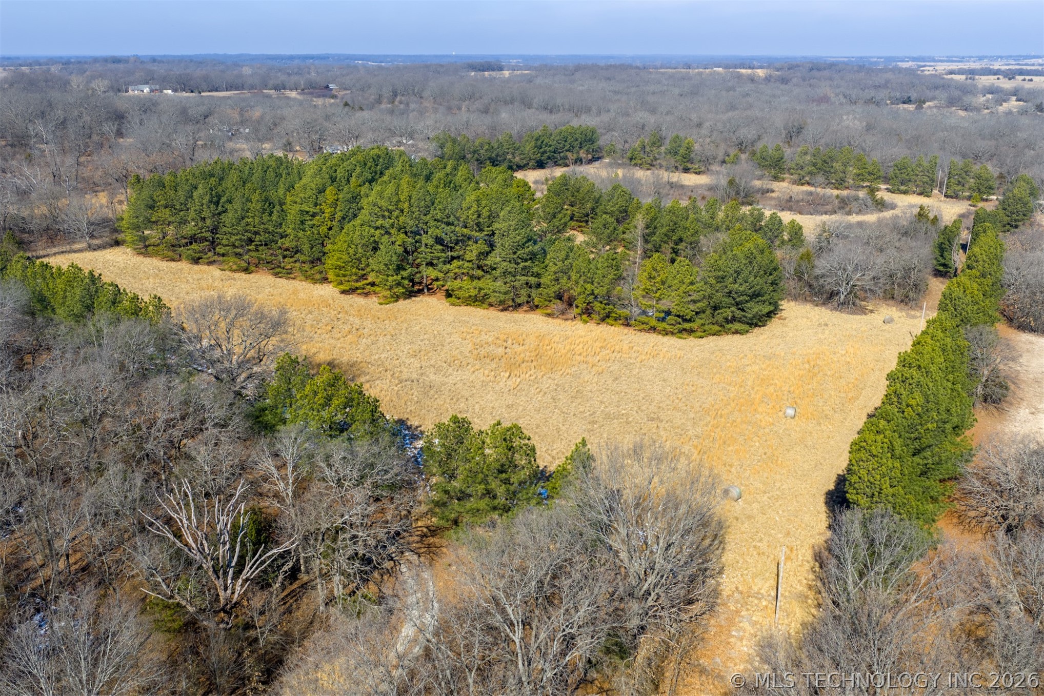 376121 E 1140 Property Photo 46