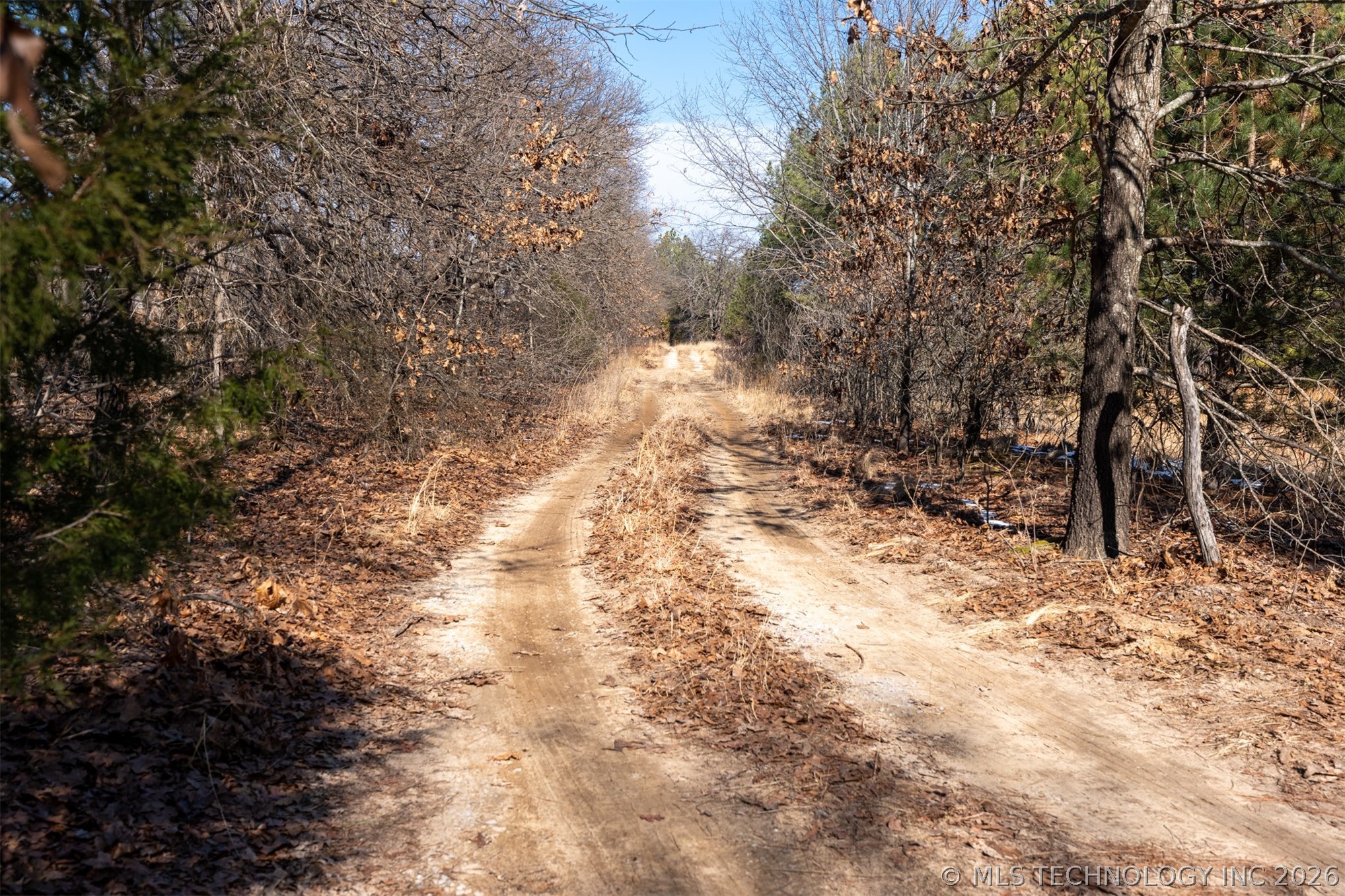 376121 E 1140 Property Photo 58