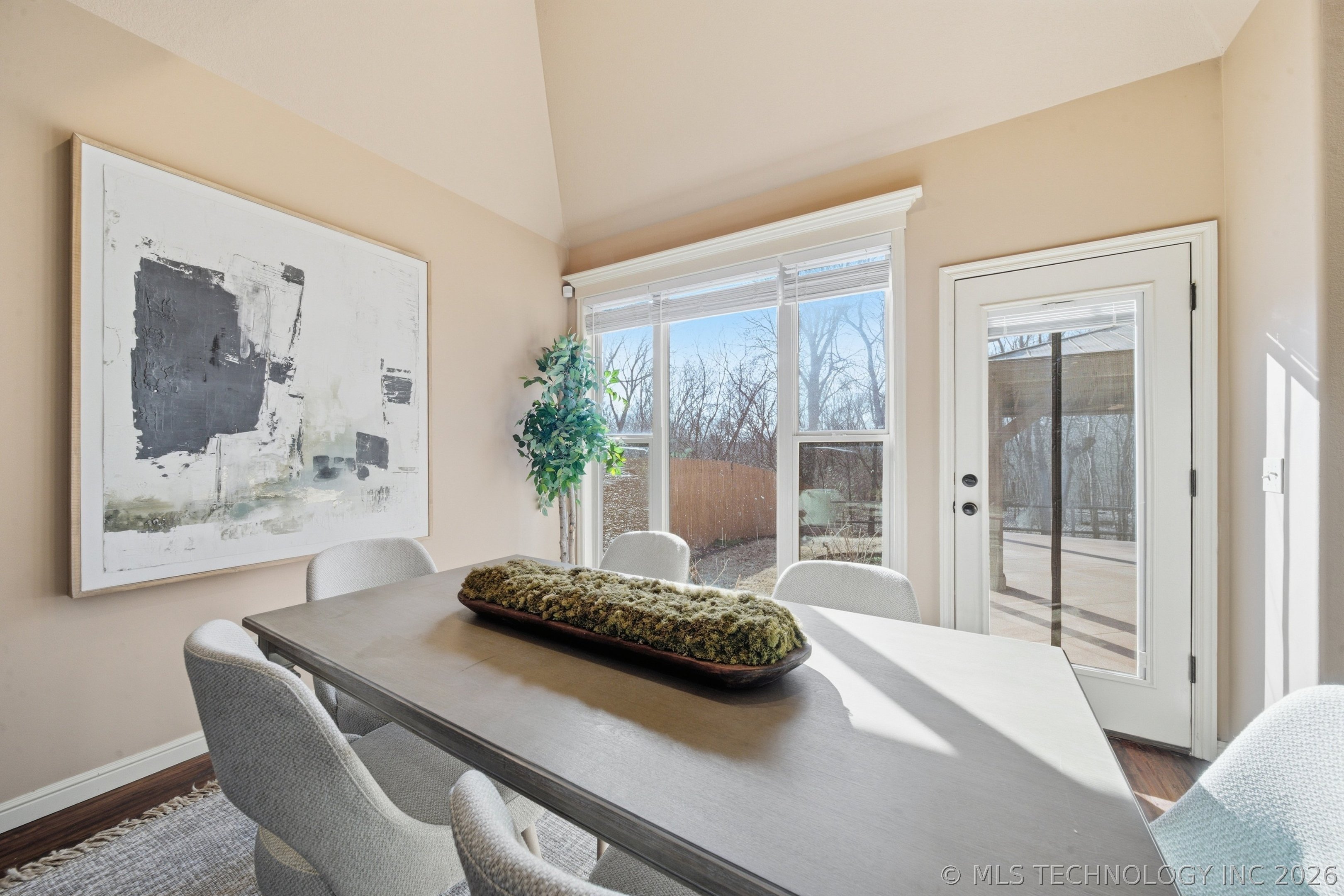 14350 S Hudson Avenue Property Photo 12