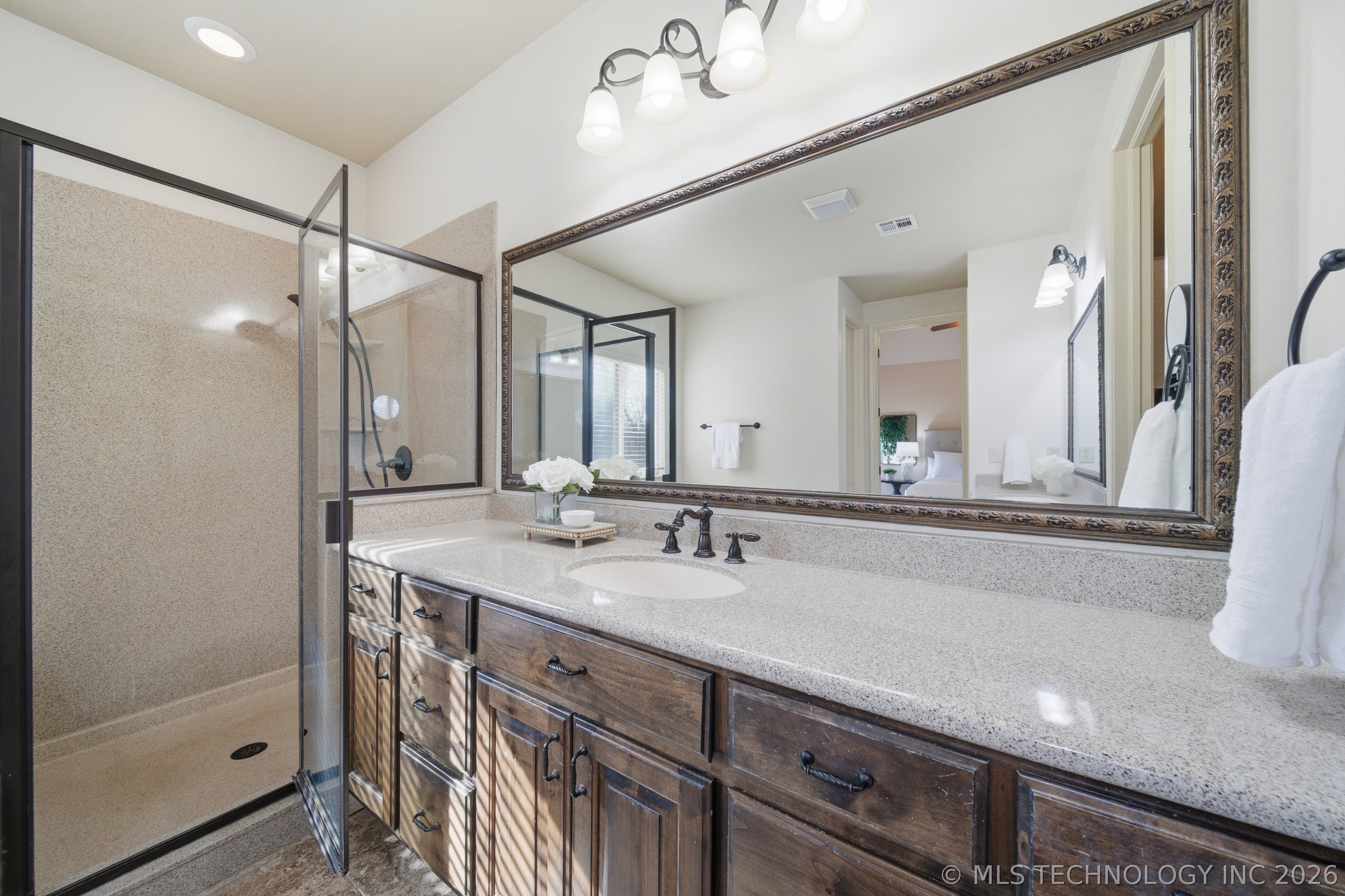 14350 S Hudson Avenue Property Photo 15