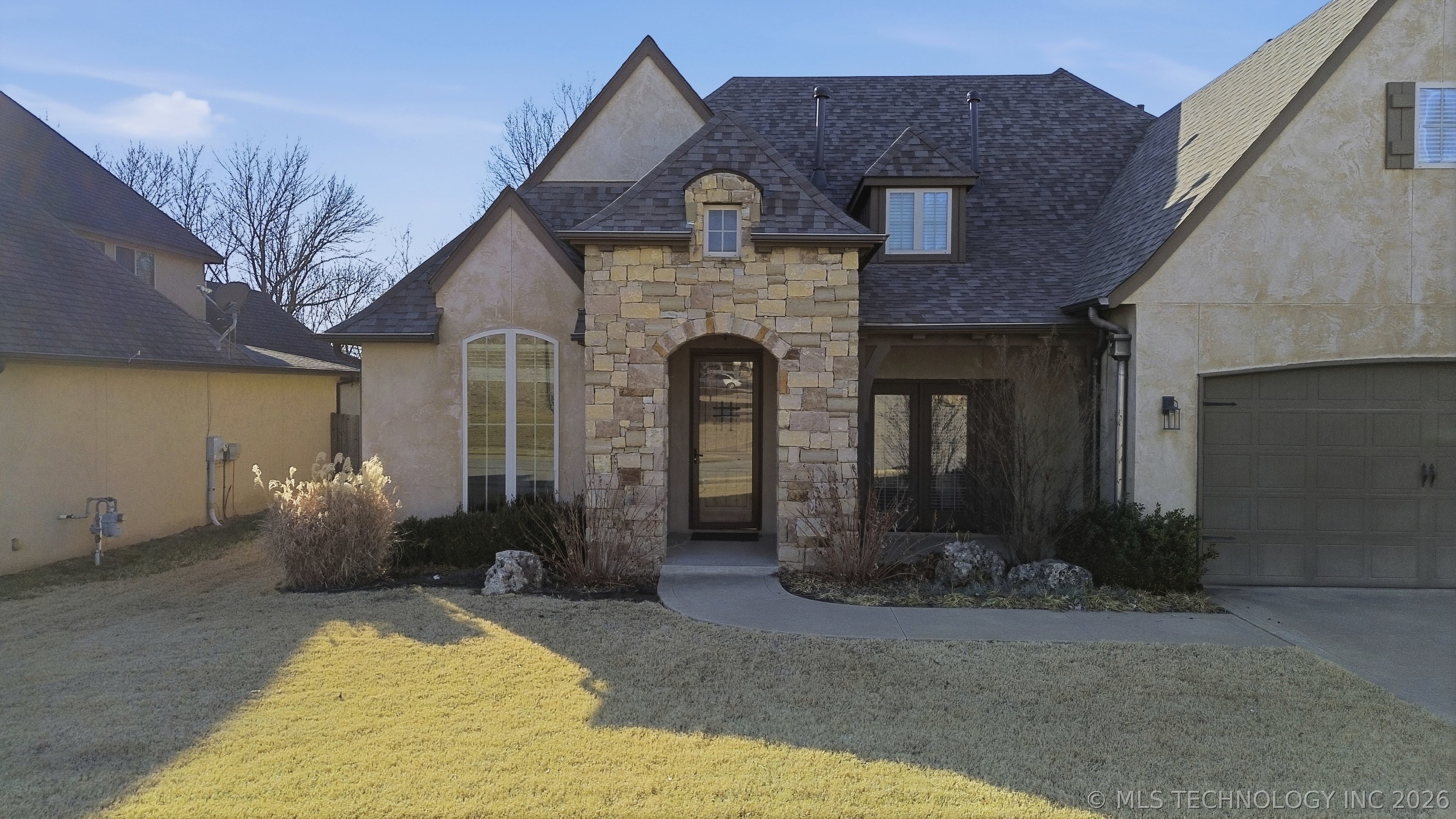 14350 S Hudson Avenue Property Photo 36