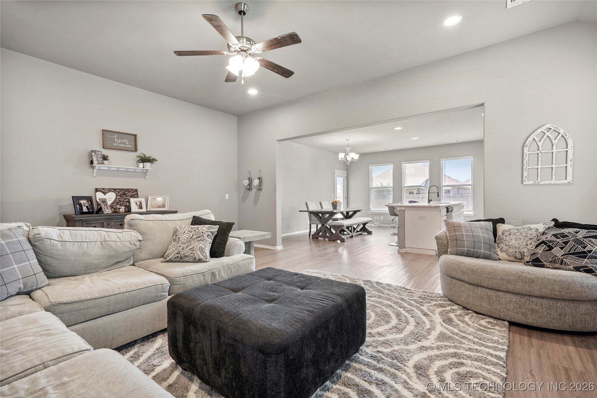 2009 W Huntsville Court Property Photo 6