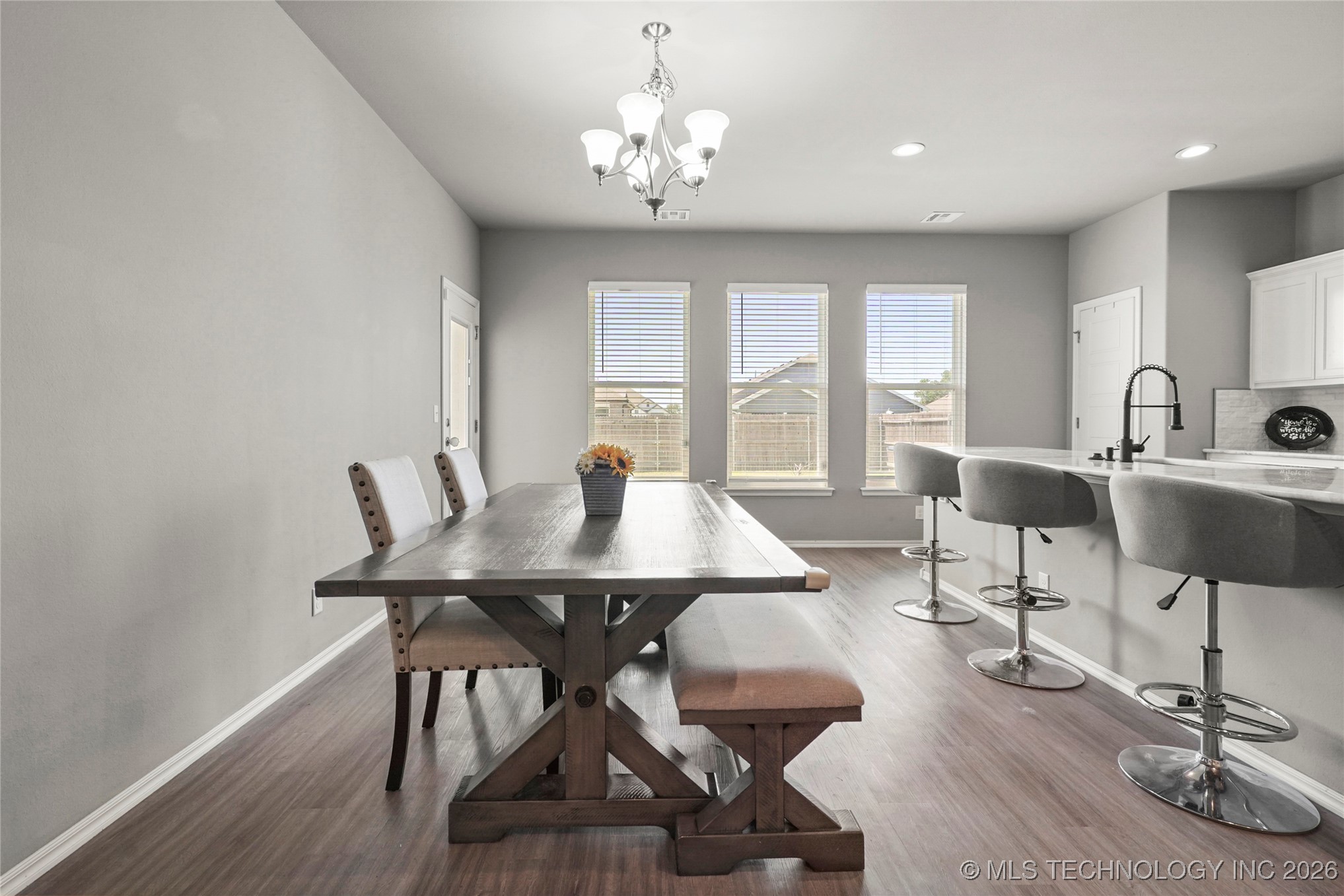 2009 W Huntsville Court Property Photo 7